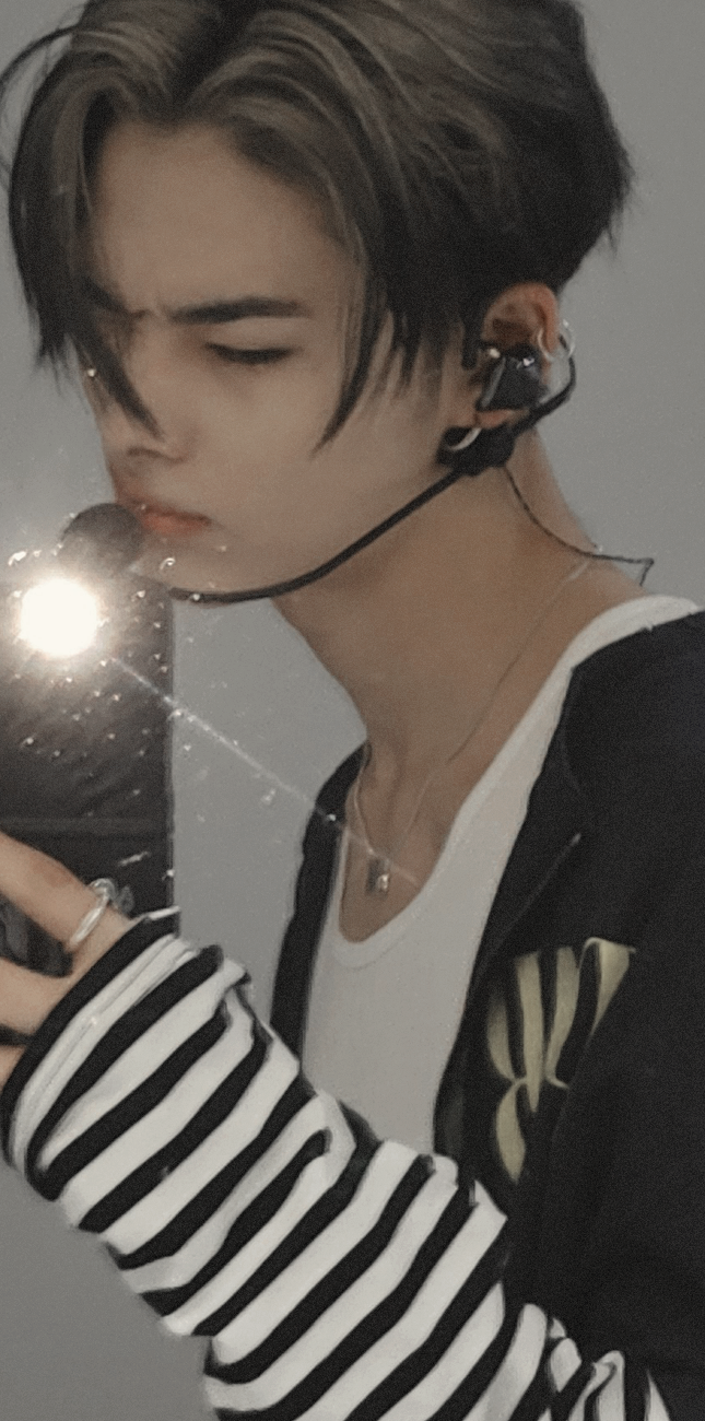 645x1300 niki lockscreens #aesthetics ! please like or