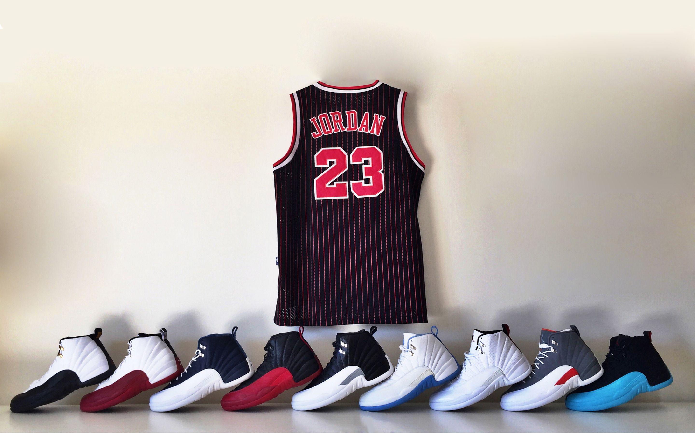 2880x1797 Jordan 12 Wallpaper