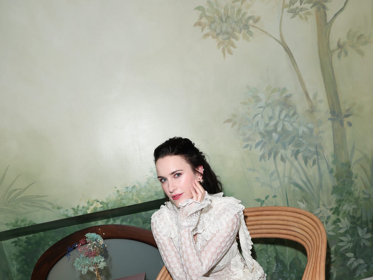 1200x900 She's Not The Most Graceful, But She's Relentless': Why Rachel Brosnahan Wanted To Play Superman's Lois Lane