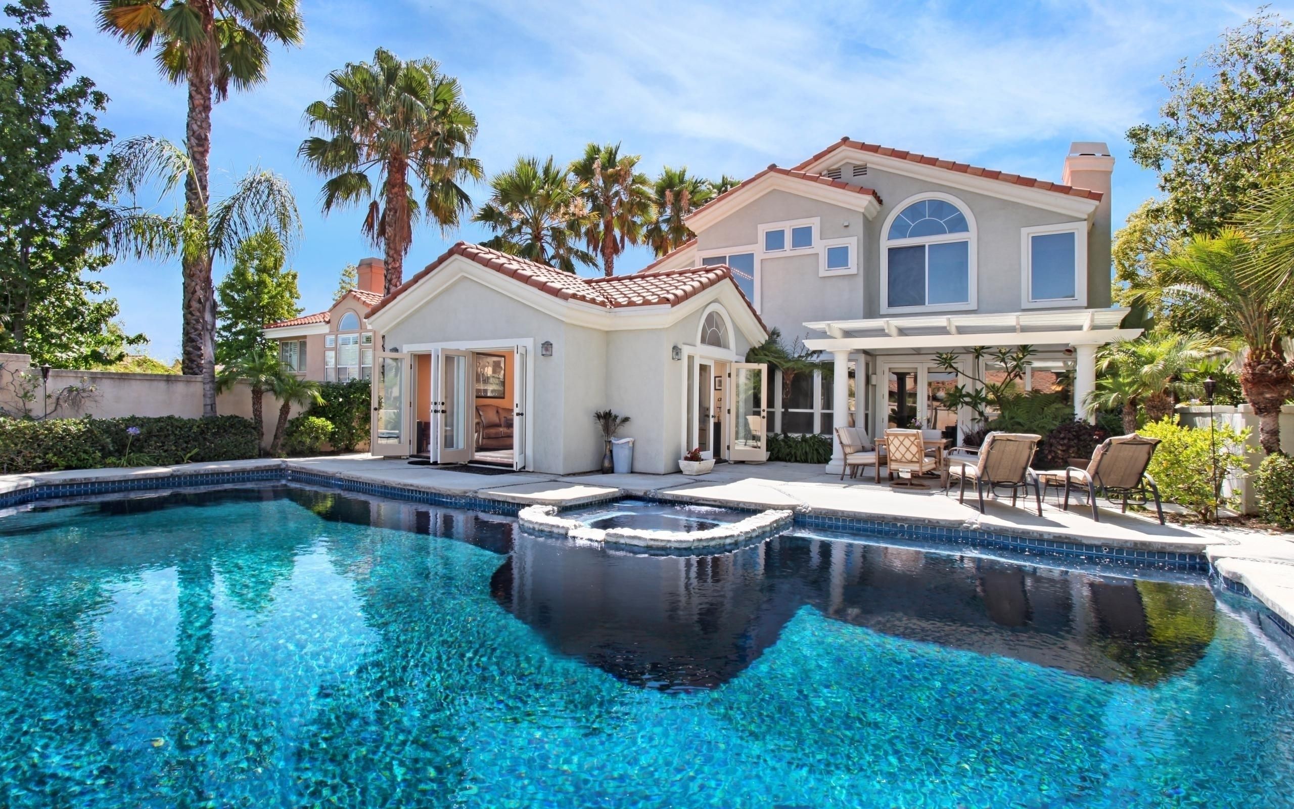 2560x1600 Mansion Wallpaper