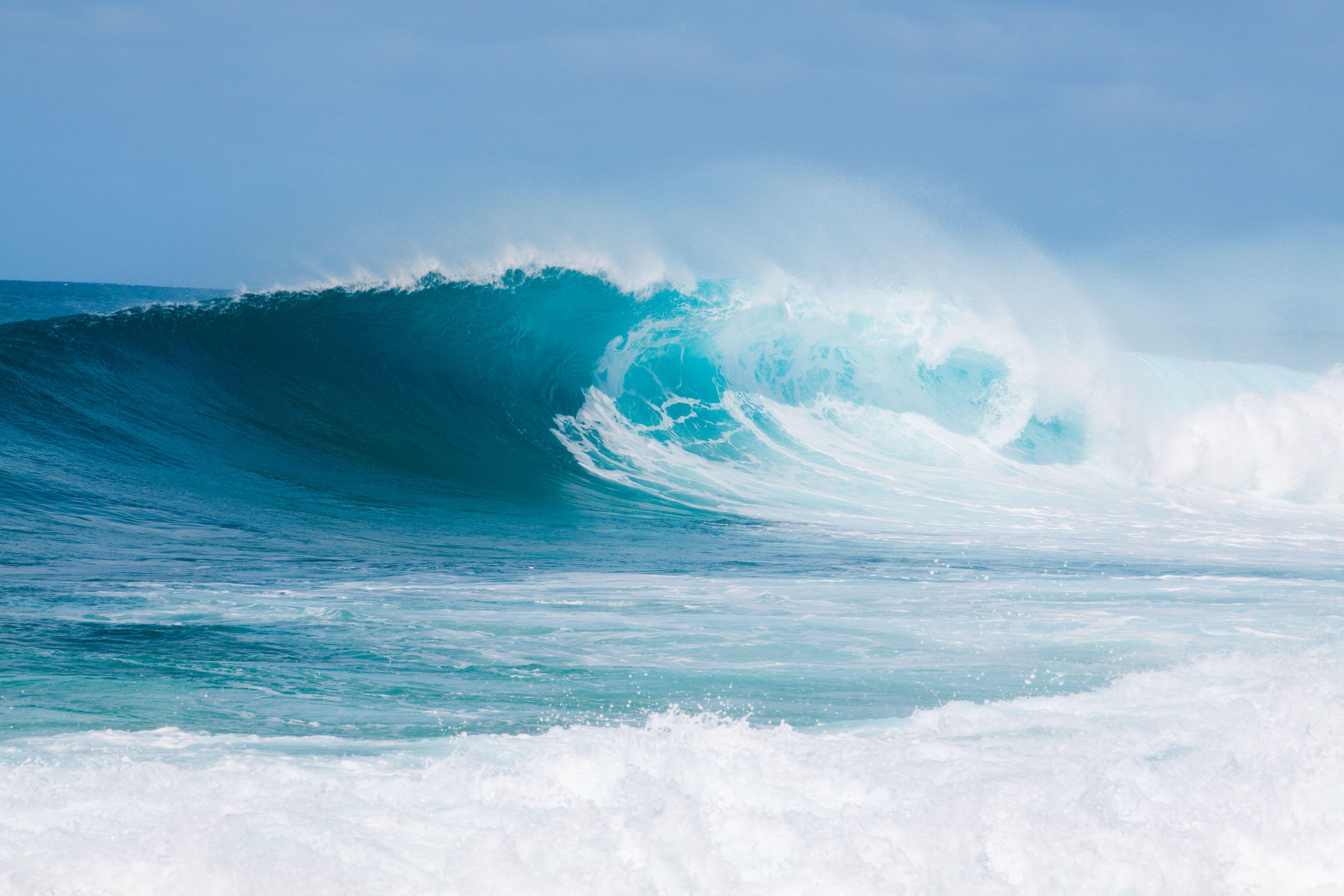 4752x3168 Apple Ocean Wave Wallpaper