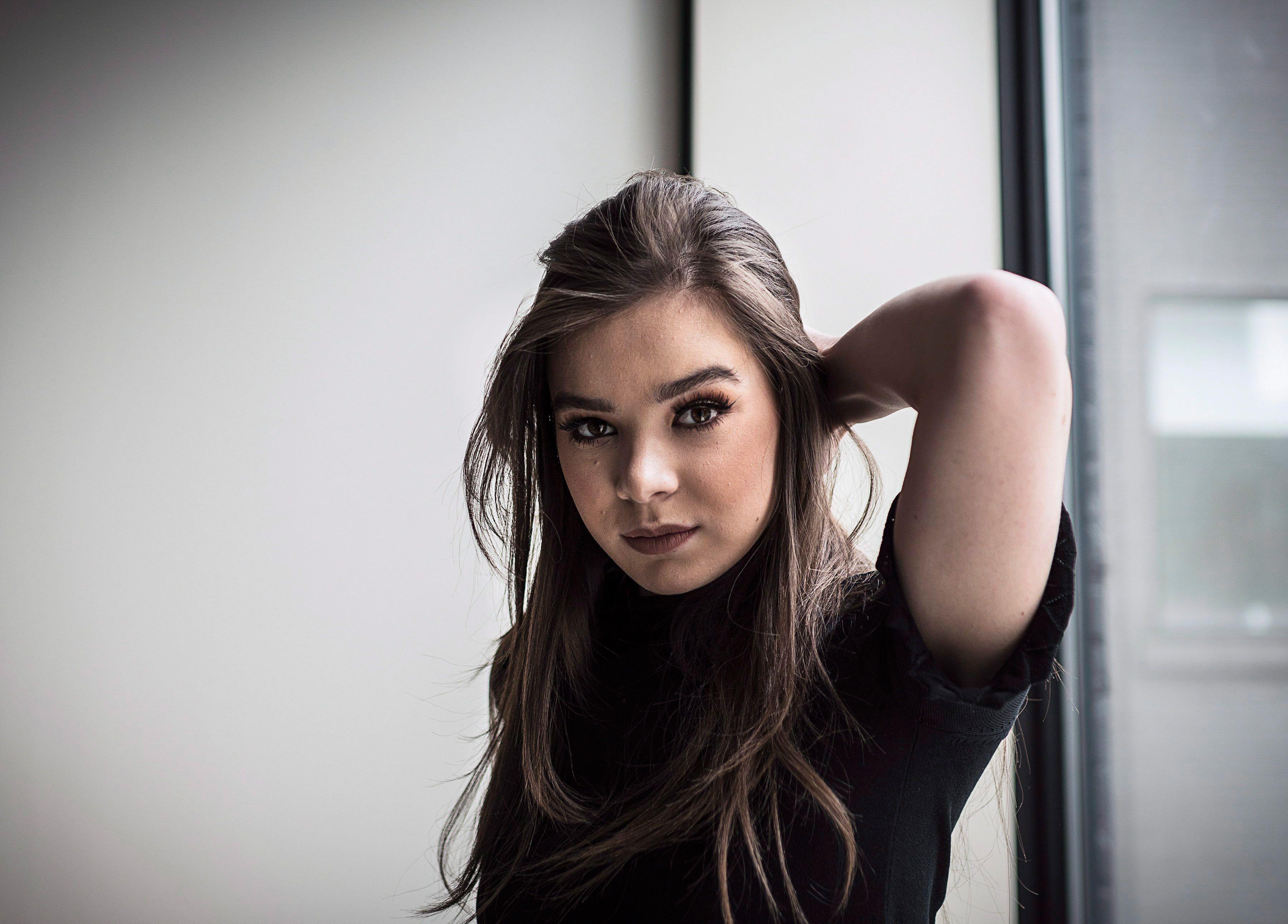 3600x2583 Hailee Steinfeld 4k Wallpaper