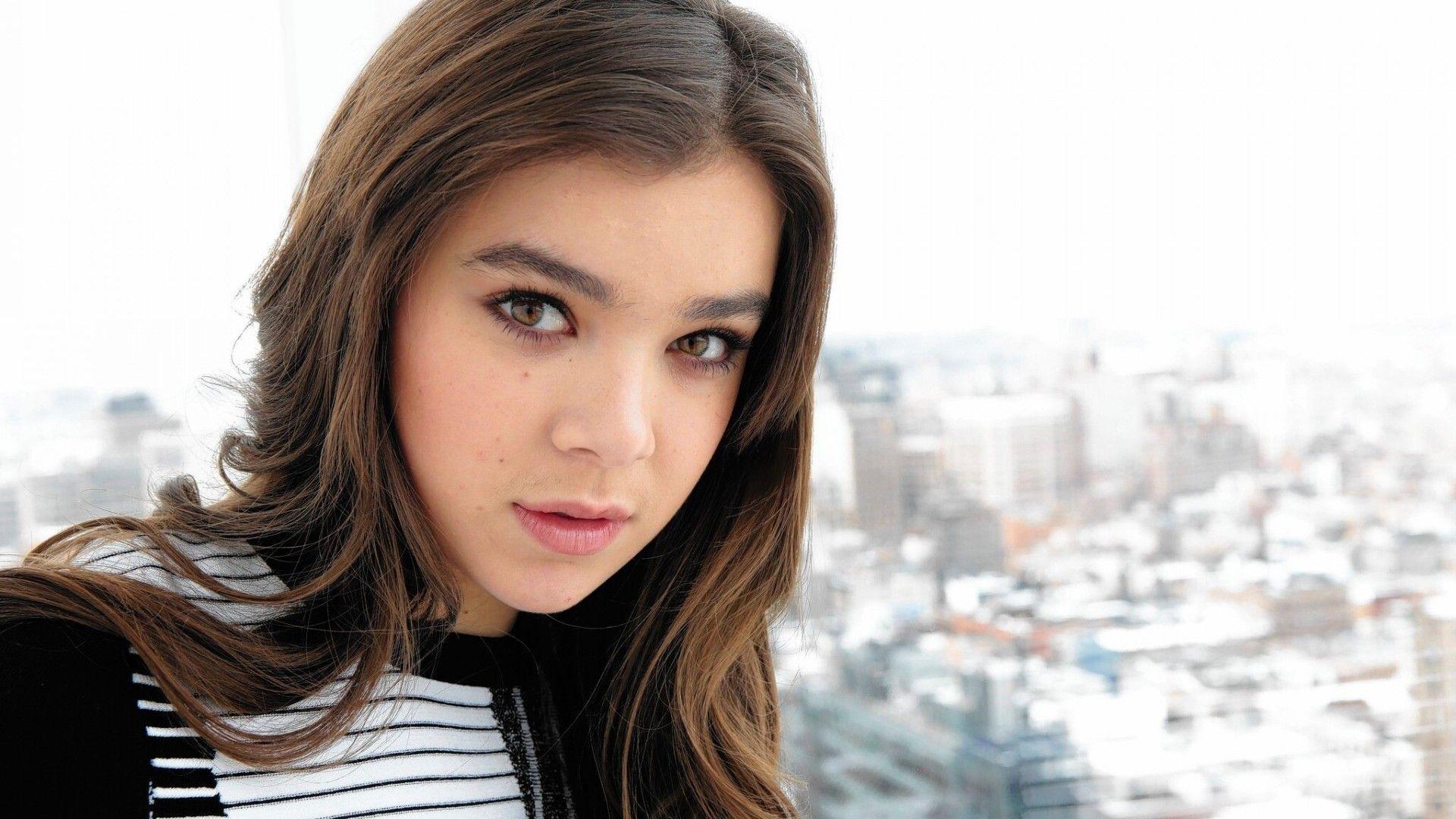 1920x1080 Hailee Steinfeld Wallpaper & Background Download