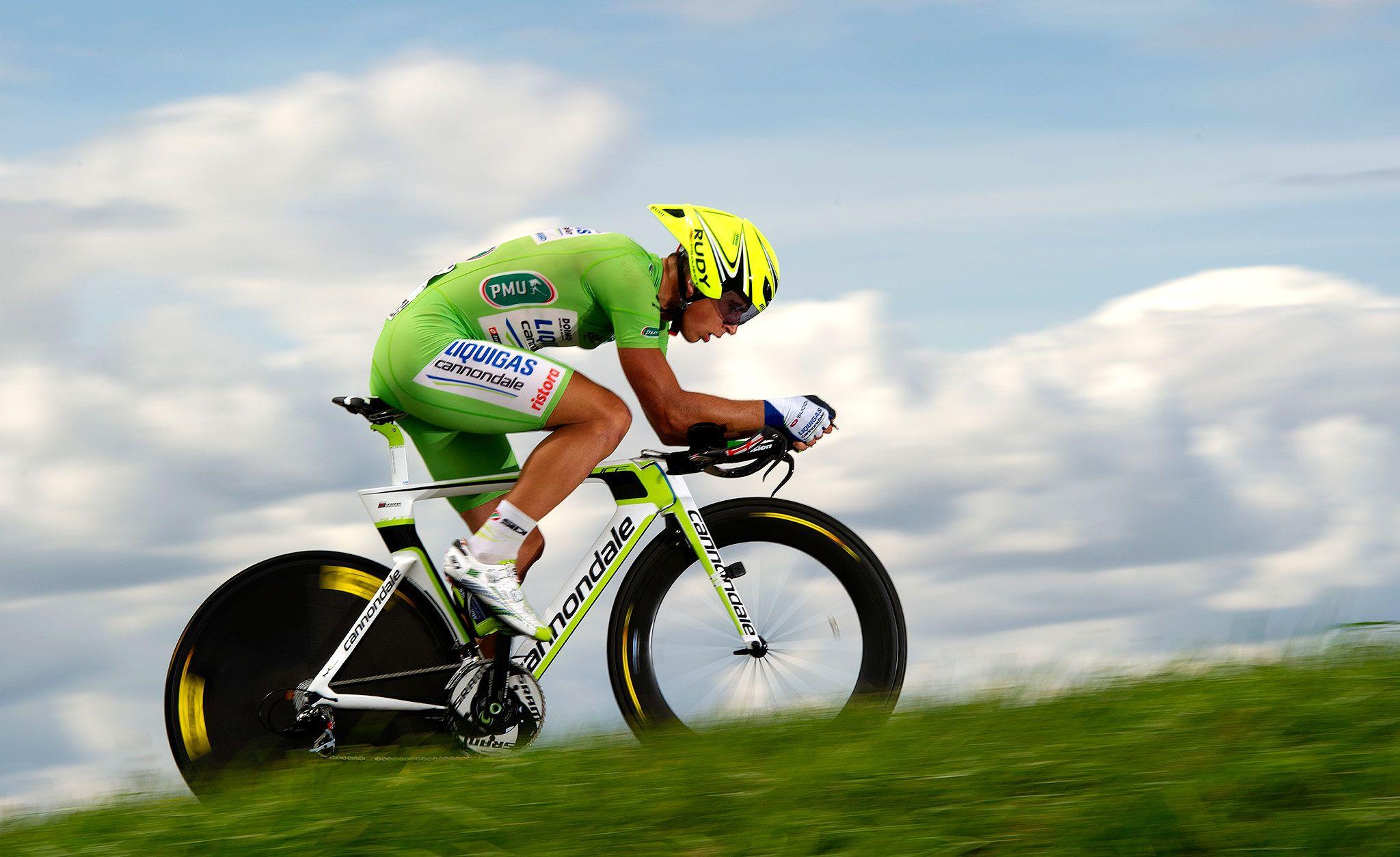 2048x1254 Le Tour De France Wallpaper & Background Download