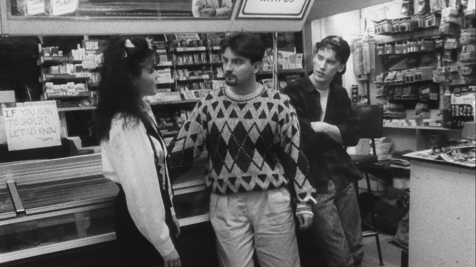 1600x900 Kevin Smith Has One Regret With The Way He Handled Clerks