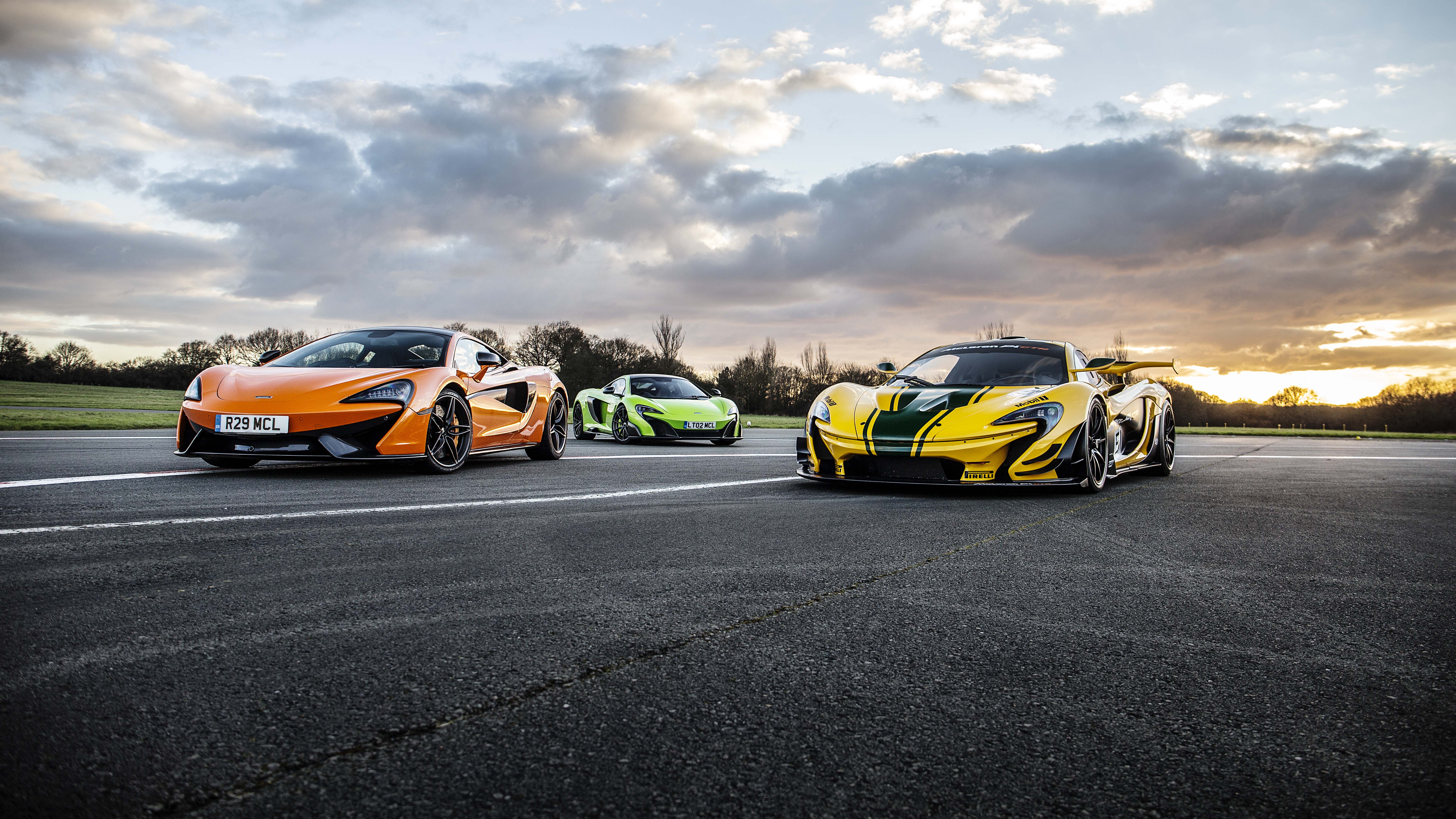 7500x4219 Wallpaper: three McLarens at the TG test track