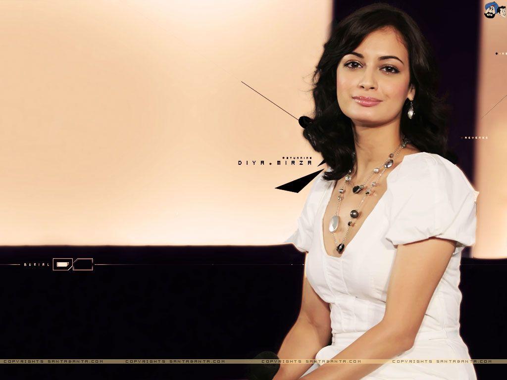 1024x768 Các nữ anh hùng và nữ diễn viên Bollywood nóng bỏng Hình nền HD I Người mẫu Ấn Độ