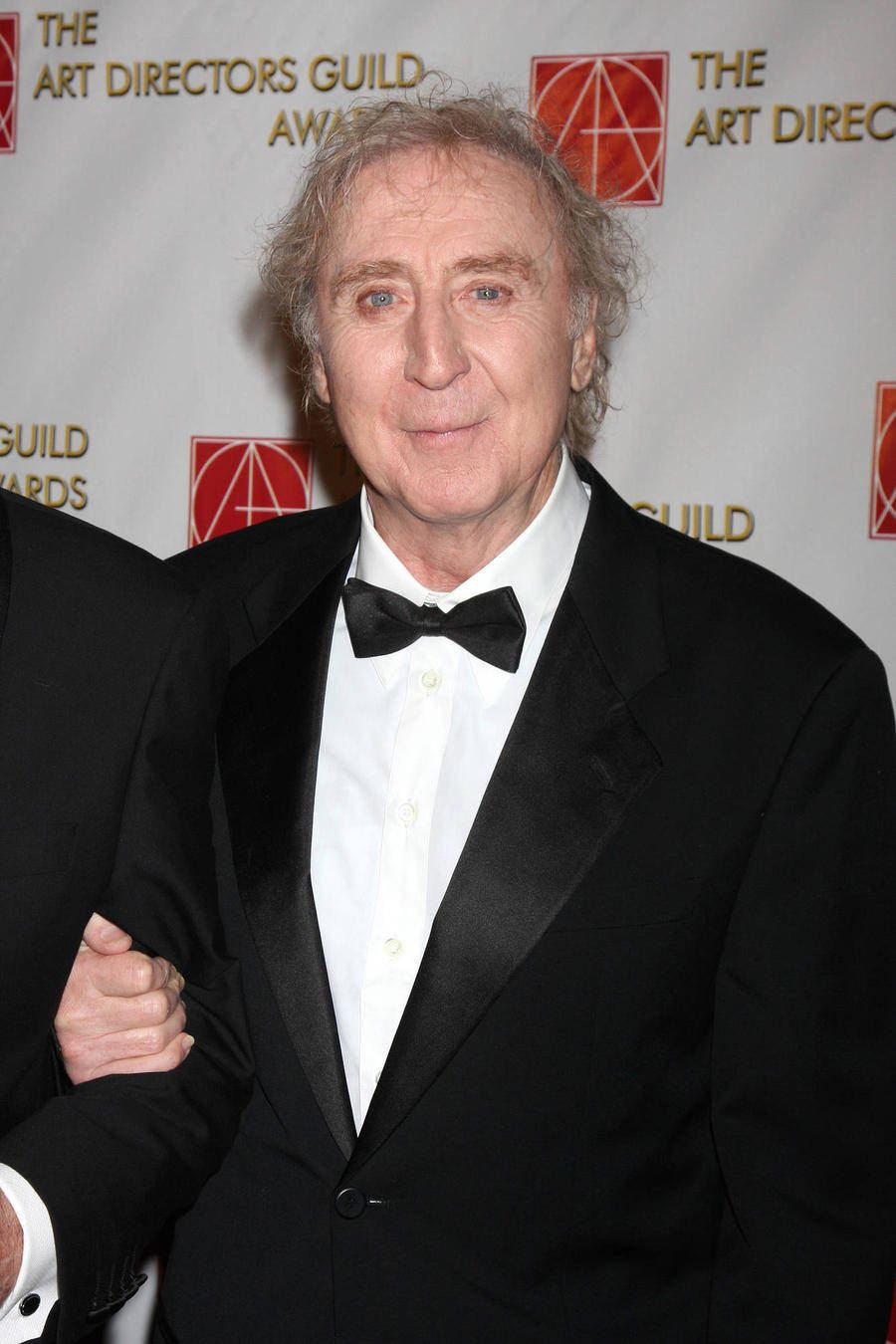 900x1350 Gene Wilder At The Art Directors Guild Awards Wallpaper