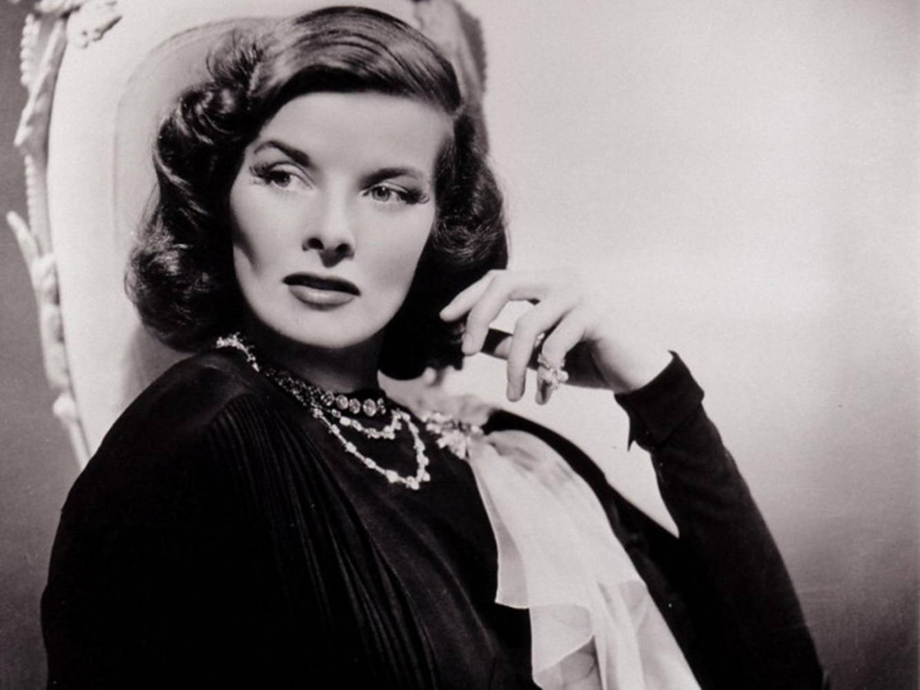 1333x1000 Katharine Hepburn Wallpaper