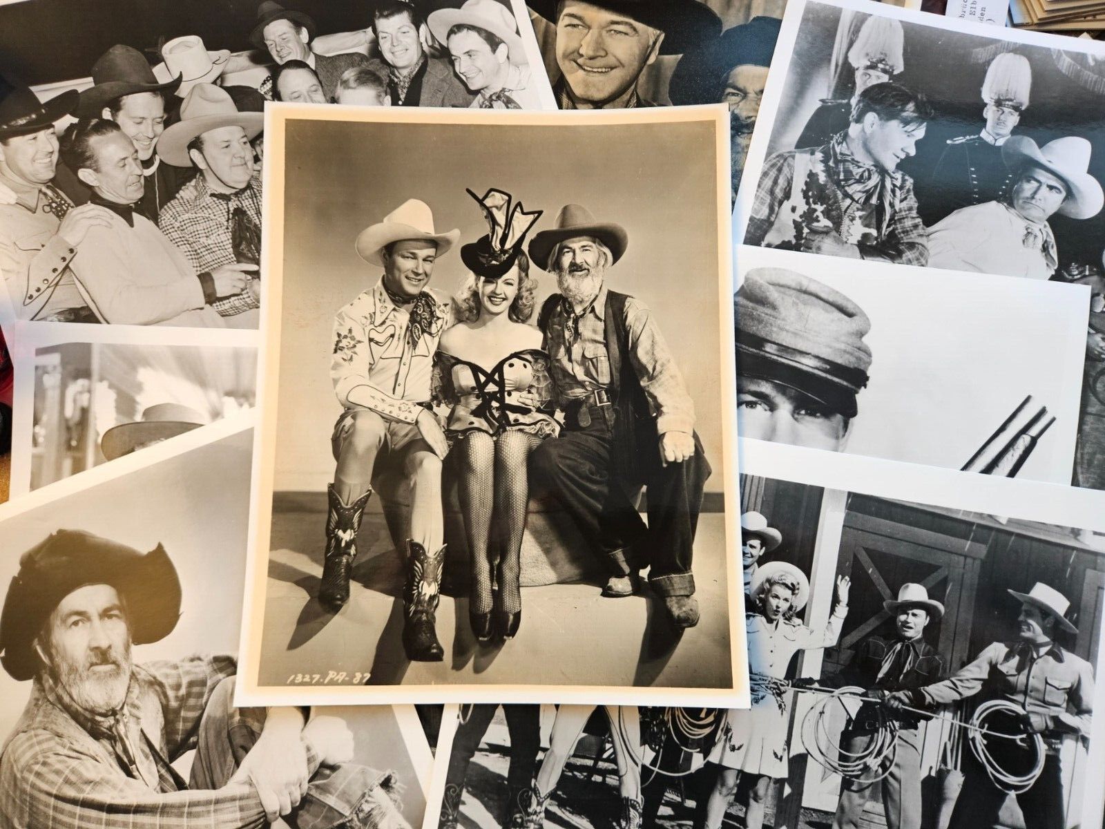 1600x1200 OLD WESTERN PHOTOS