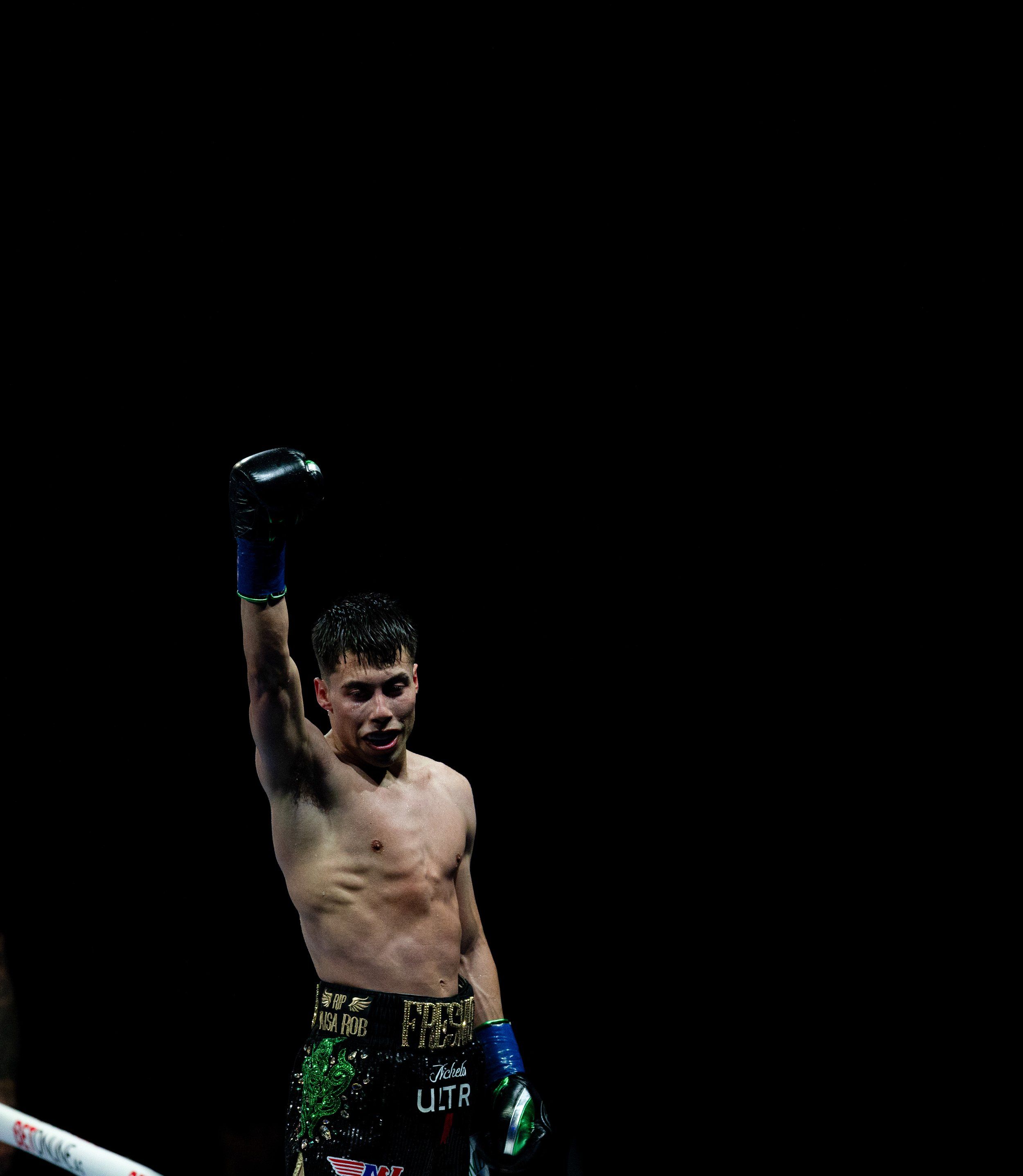 2500x2874 Uppercut Finisher in Inglewood