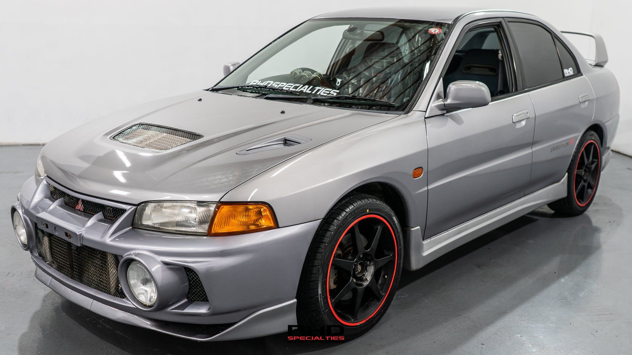 2048x1152 Mitsubishi EVO IV