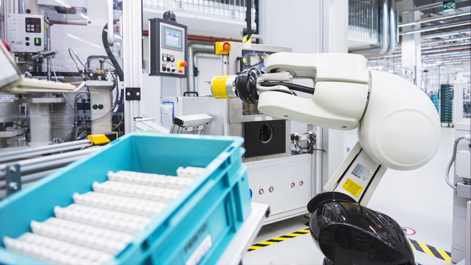 1920x1080 Unlock the potential of smart manufacturing for industrial machines: Podcast