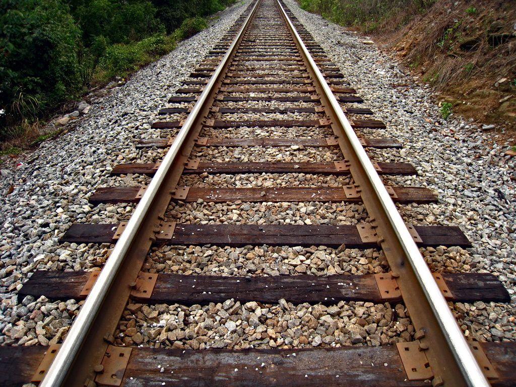 1024x768 Train Track wallpaperx768