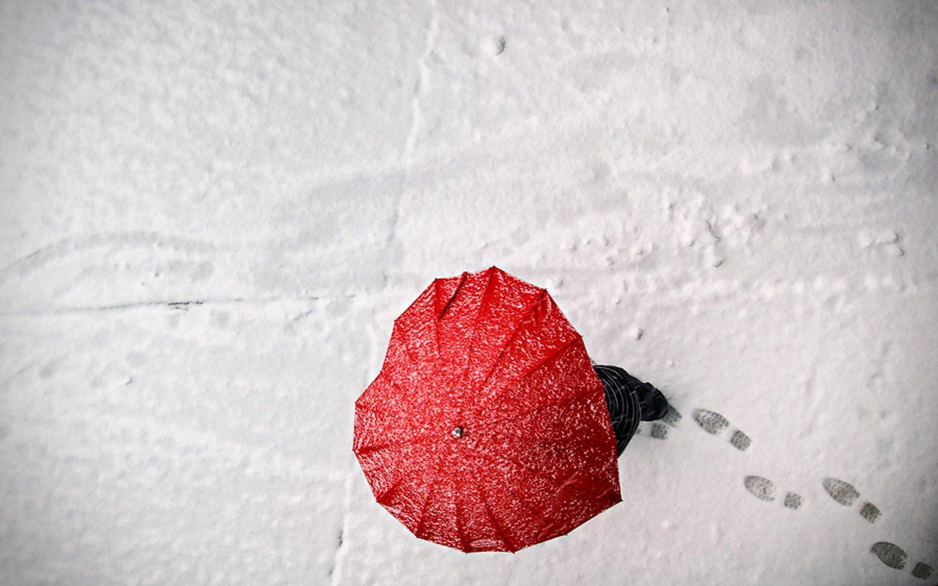 1920x1200 Snow love hearts umbrellas footprint wallpaperx1200