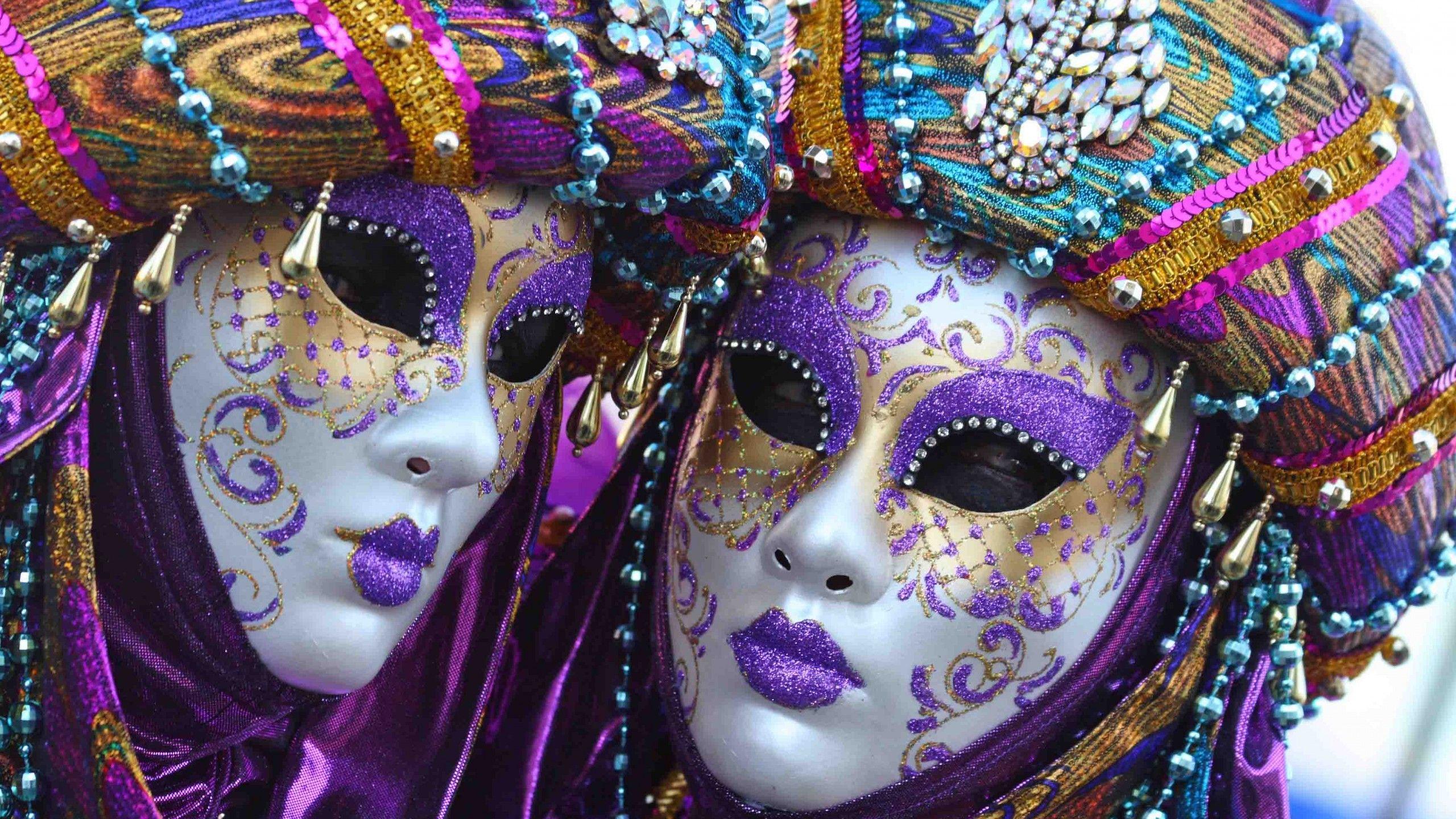 2560x1440 Wallpaper Mardi Gras, Spring Meeting, People's Christian, Carnival
