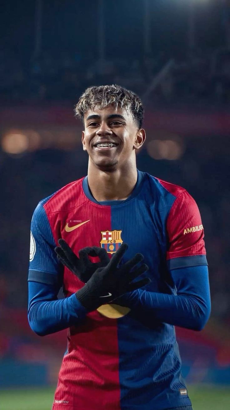 736x1308 Lamine yamal ideas. fc barcelona, soccer players, soccer picture