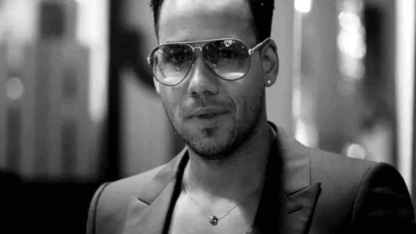 1600x900 Romeo Santos Wallpaper