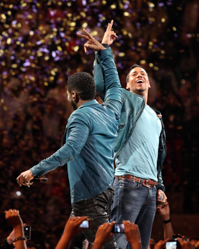 819x1024 Usher, Romeo Santos and Romeo Santos Photo Santos