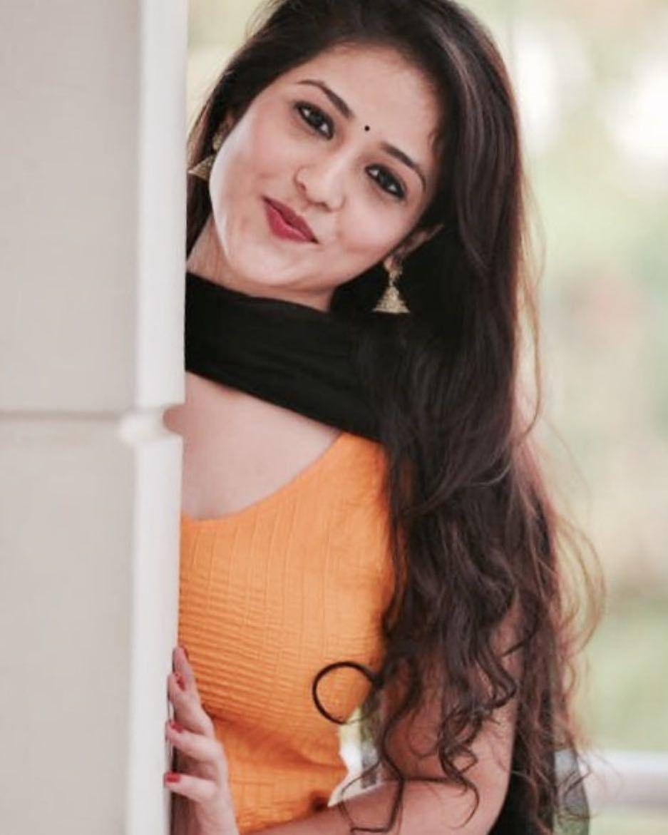 937x1171 Priyanka Jawalkar Wallpaper