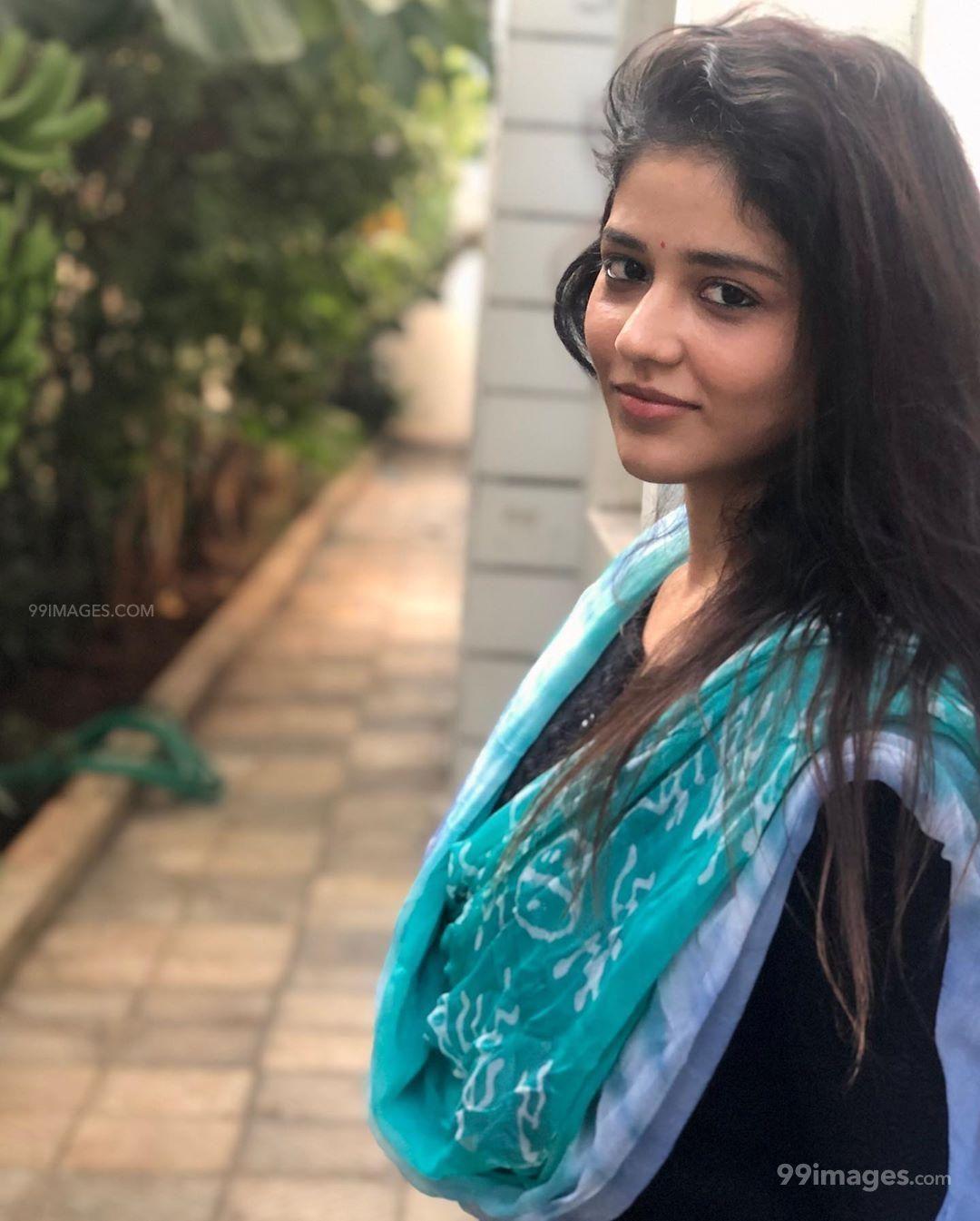 1080x1345 Priyanka Jawalkar Hot HD Photo & Wallpaper for mobile