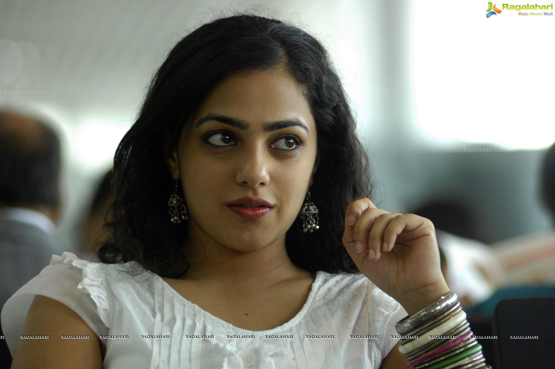 1919x1275 Nithya Menen Garage Nithya Menon