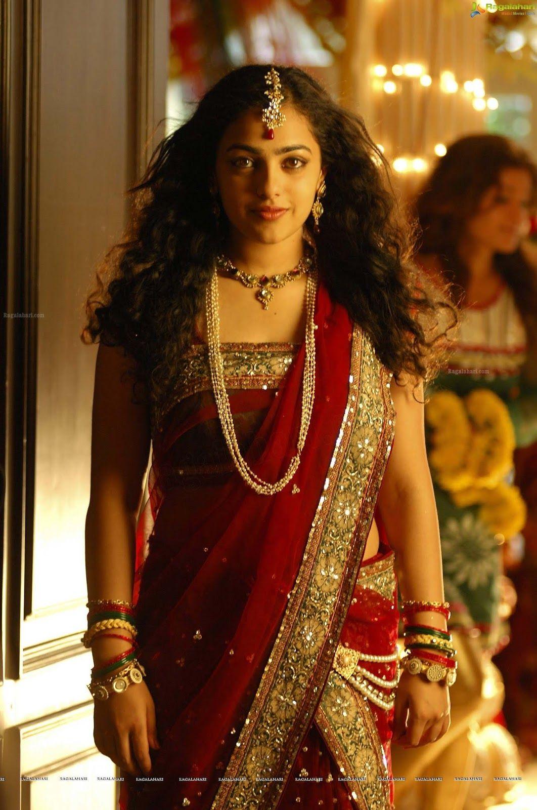 1062x1600 Nithya Menen- Super Cute in Saree