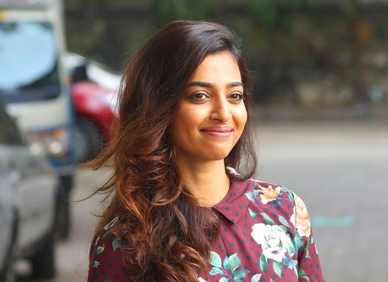 1238x900 Radhika Apte Hot And Image And Wallpaper
