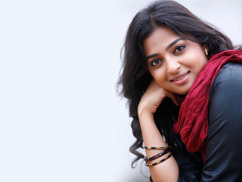 1024x768 Download Best Radhika Apte 1 Wallpaper & Image Free