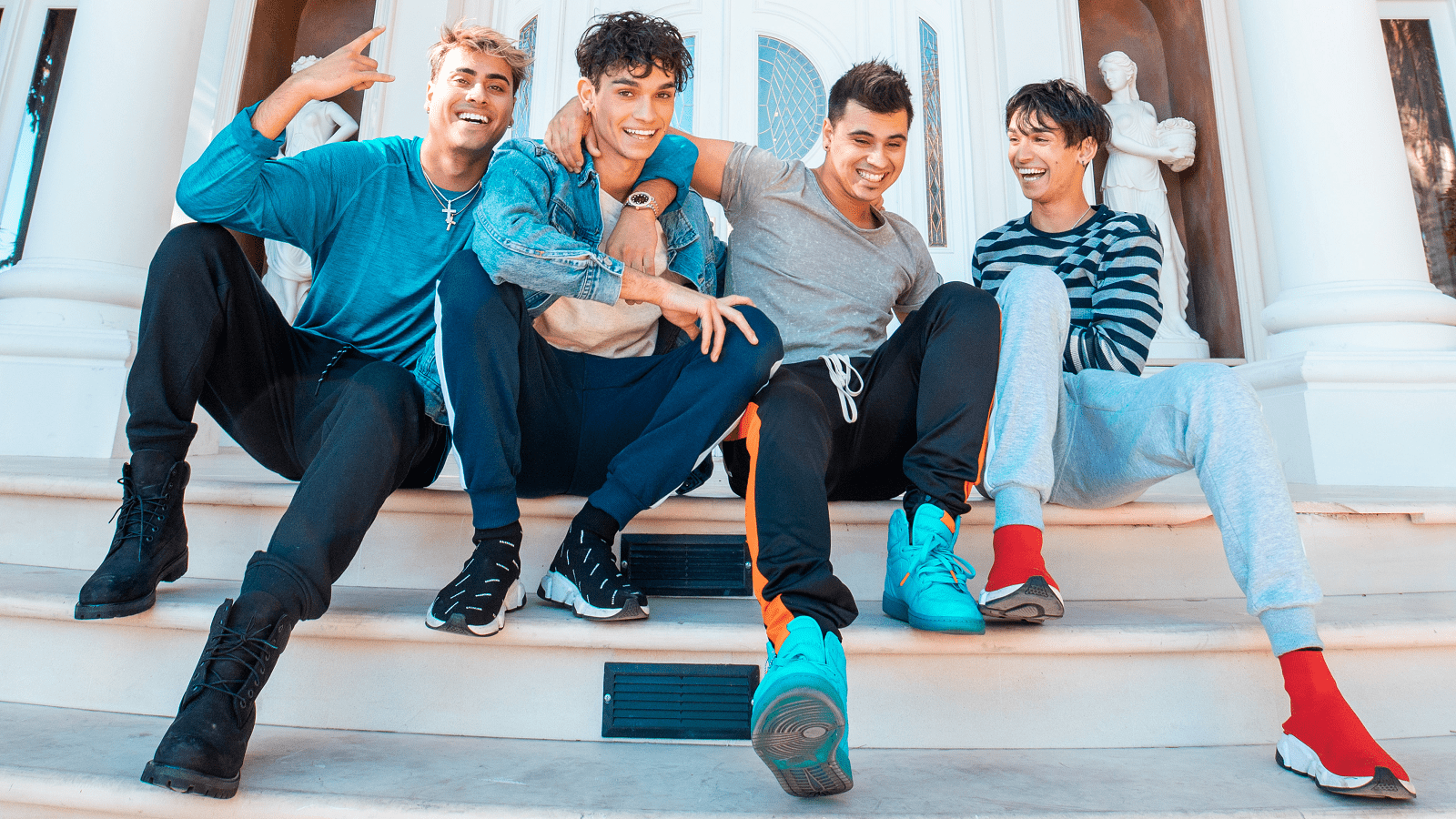 1600x900 YouTube Stars The Dobre Brothers Set 21 City Live Tour (EXCLUSIVE)