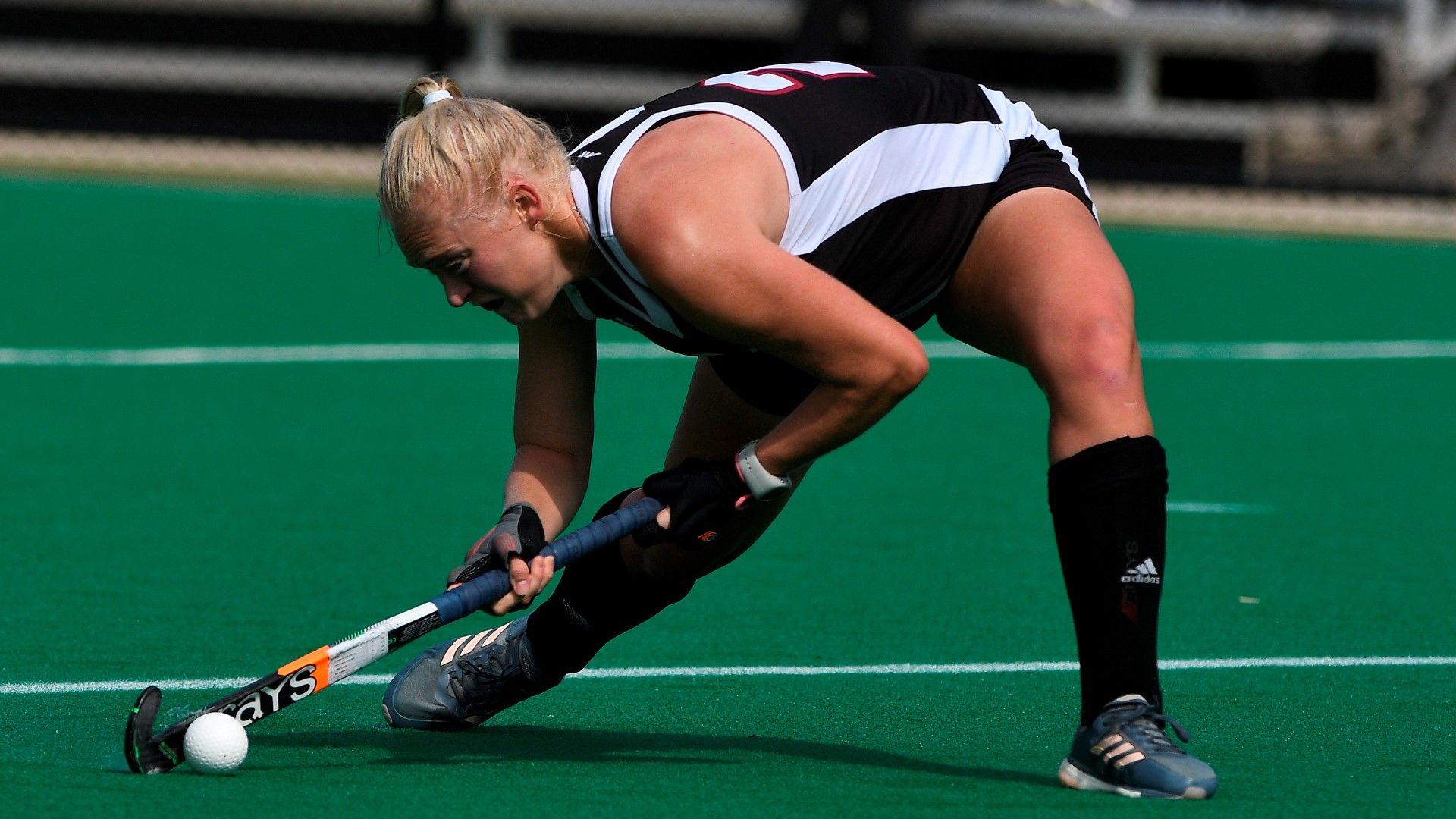 1920x1080 Antonet Louw Hockey of Massachusetts Athletics