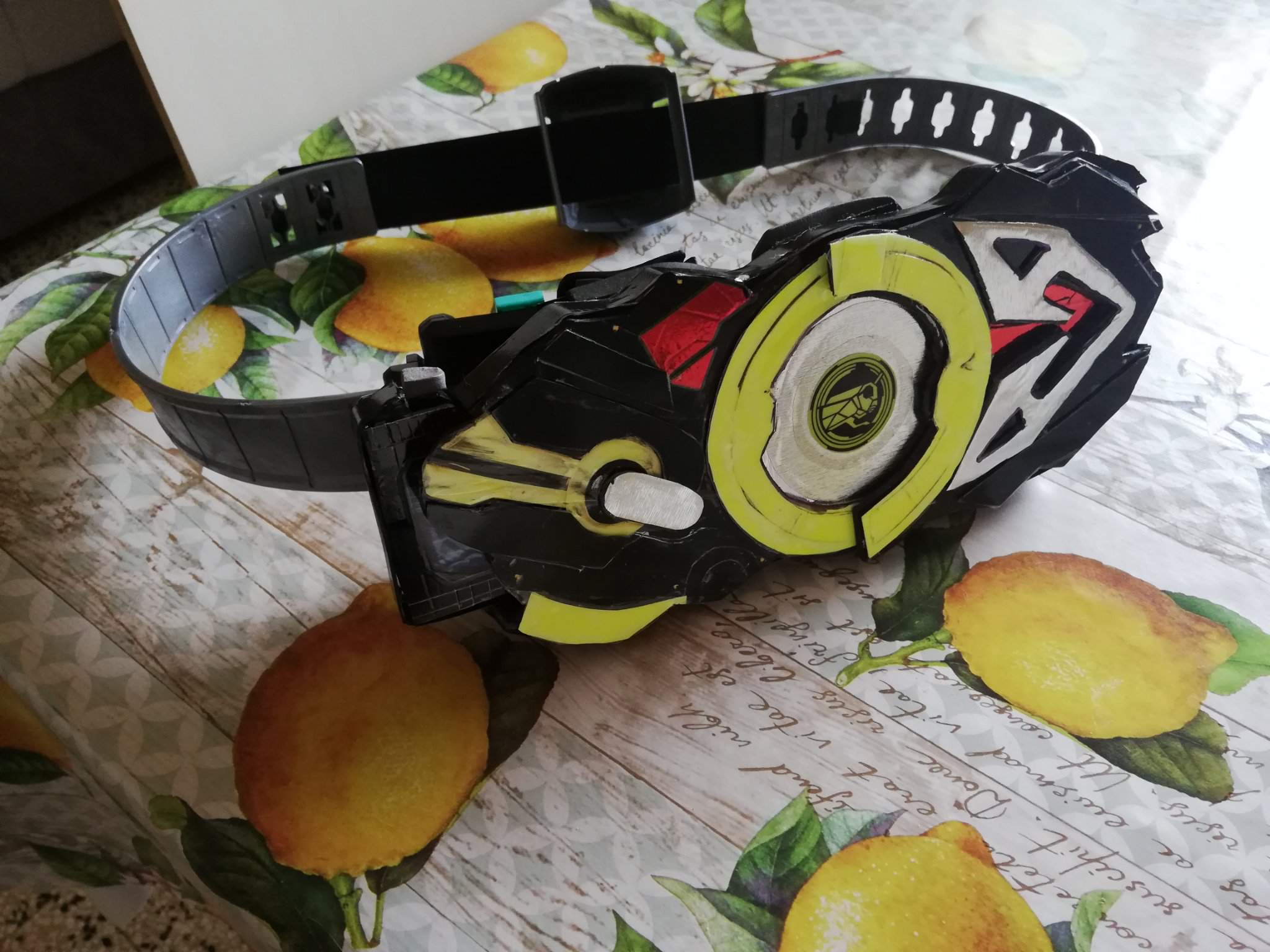 2048x1536 KAMEN RIDER ZERO ONE DX DRIVER and PATTERN COSTUME
