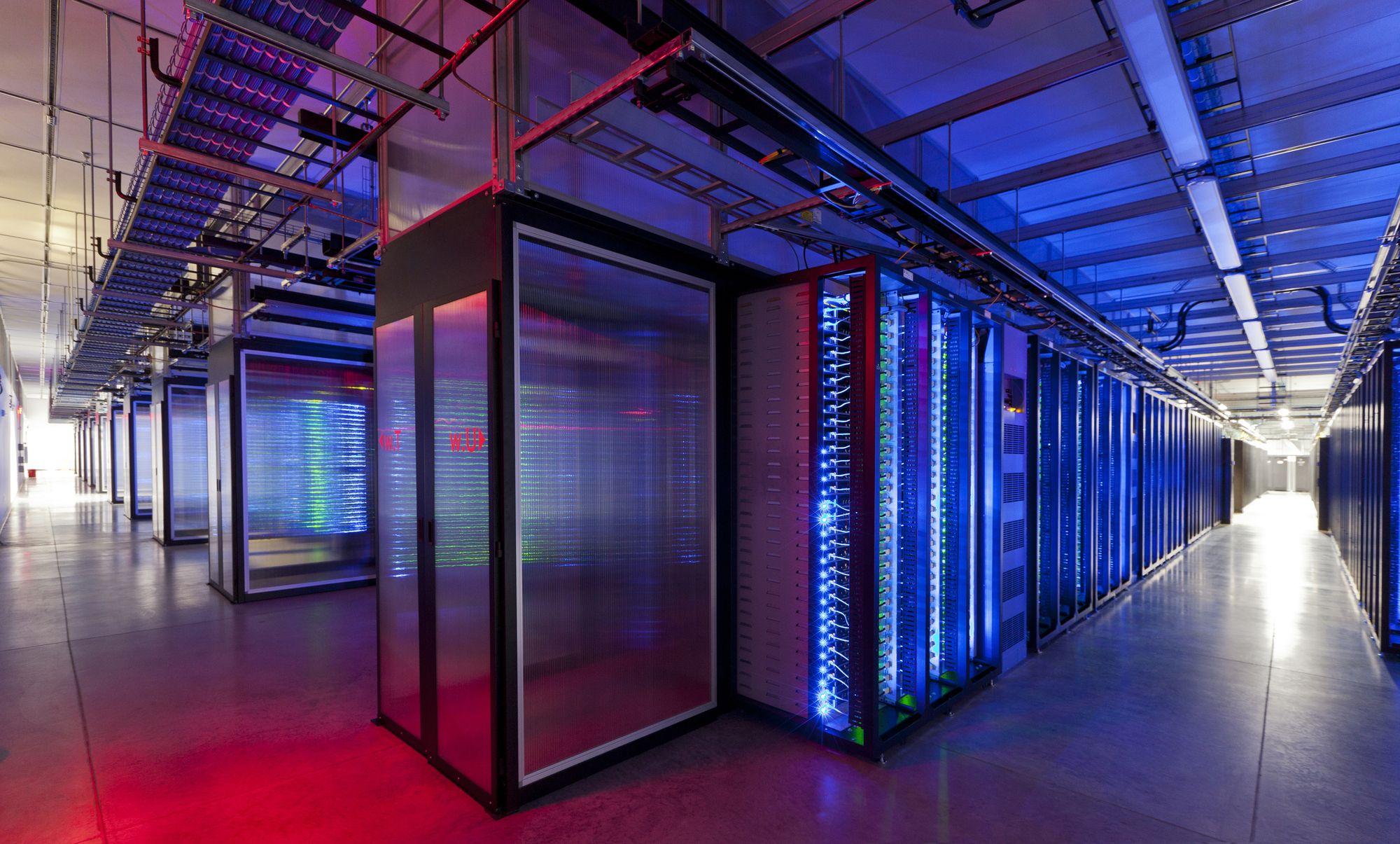 Data Center Wallpapers - Top Free Data Center Backgrounds - WallpaperAccess