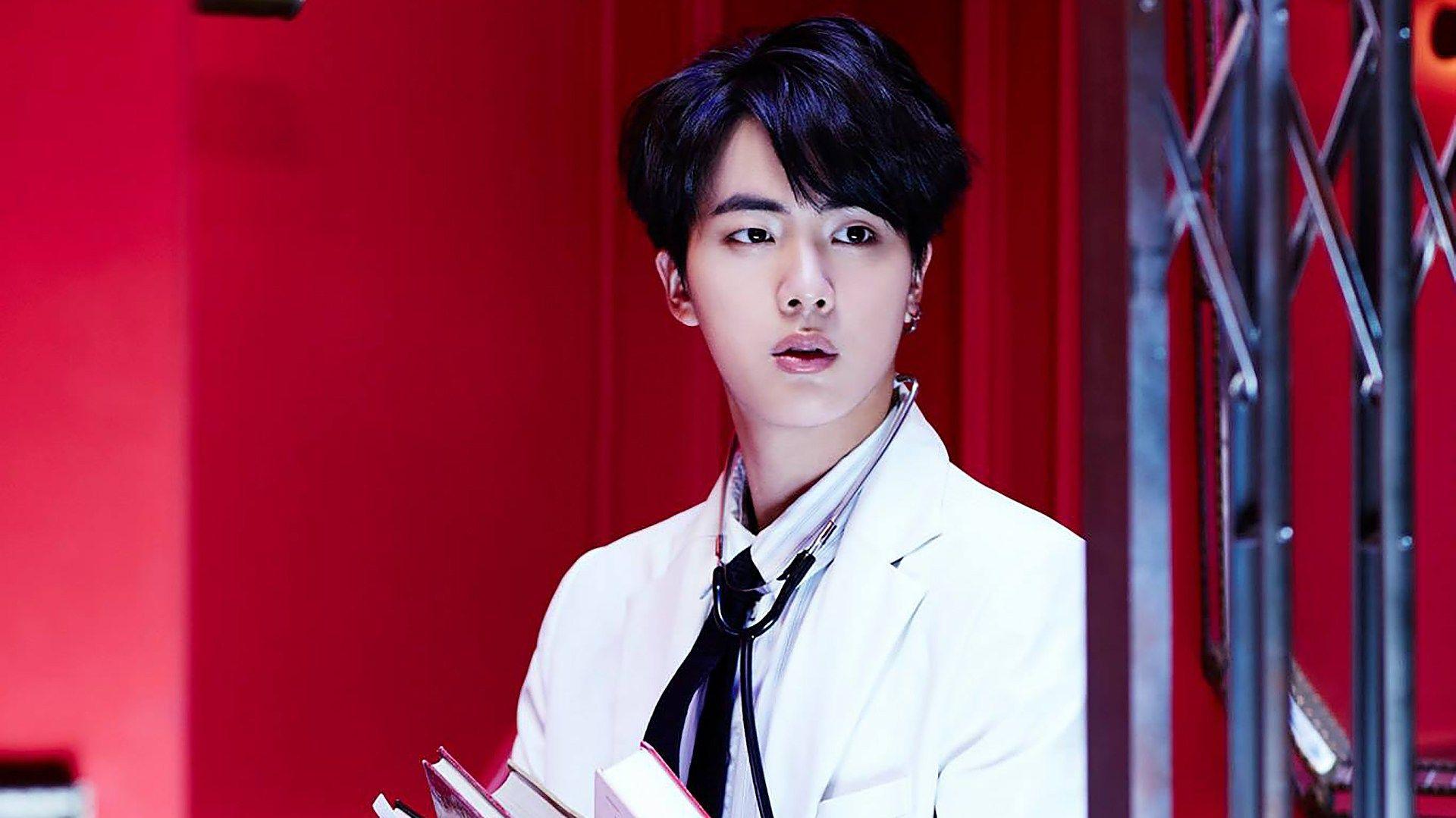 Джин бтс последние новости. Джин БТС. Kim Seok Jin BTS.