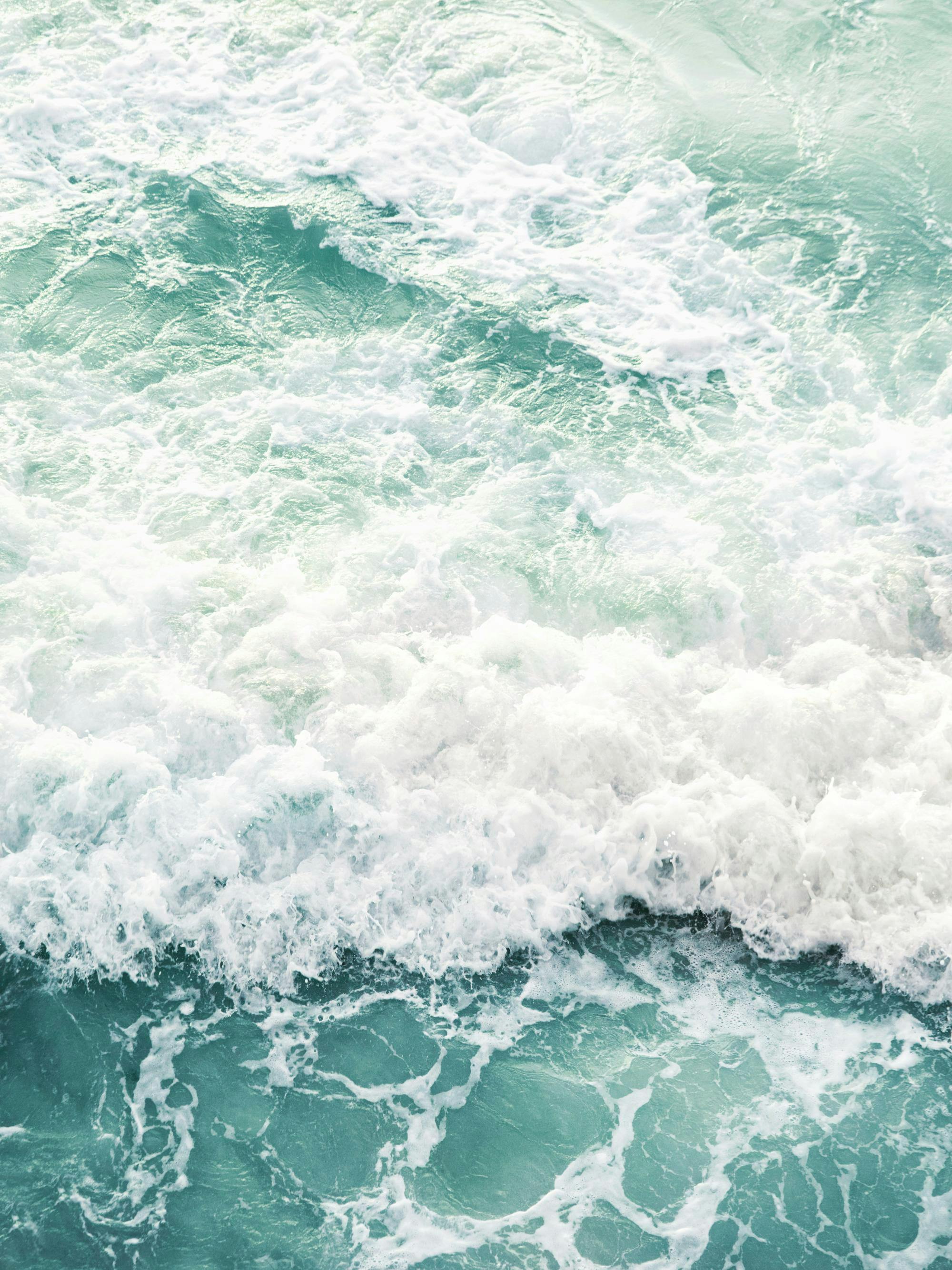 2000x2667 Foamy Ocean Print