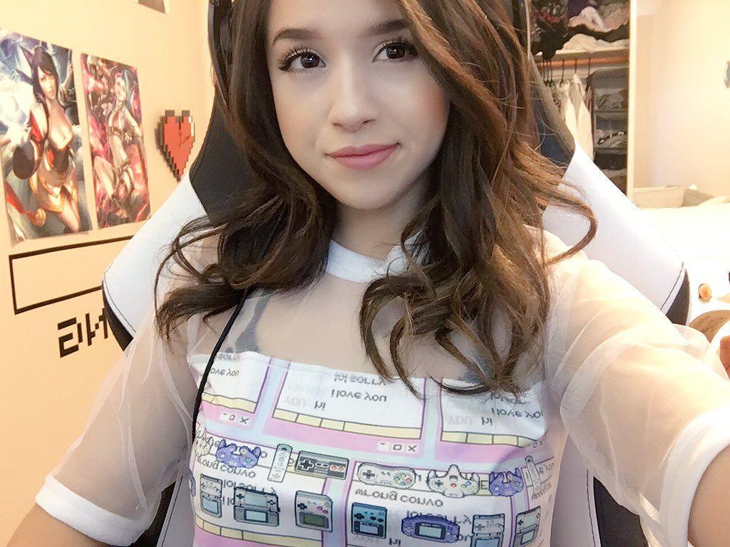 Pokimane Wallpapers - Top Free Pokimane Backgrounds - WallpaperAccess