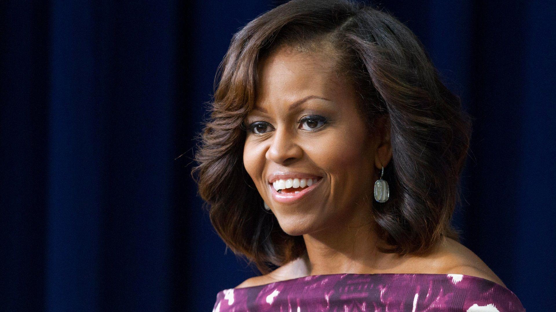 1920x1080 Free download Michelle Obama Smiling PhotoHD