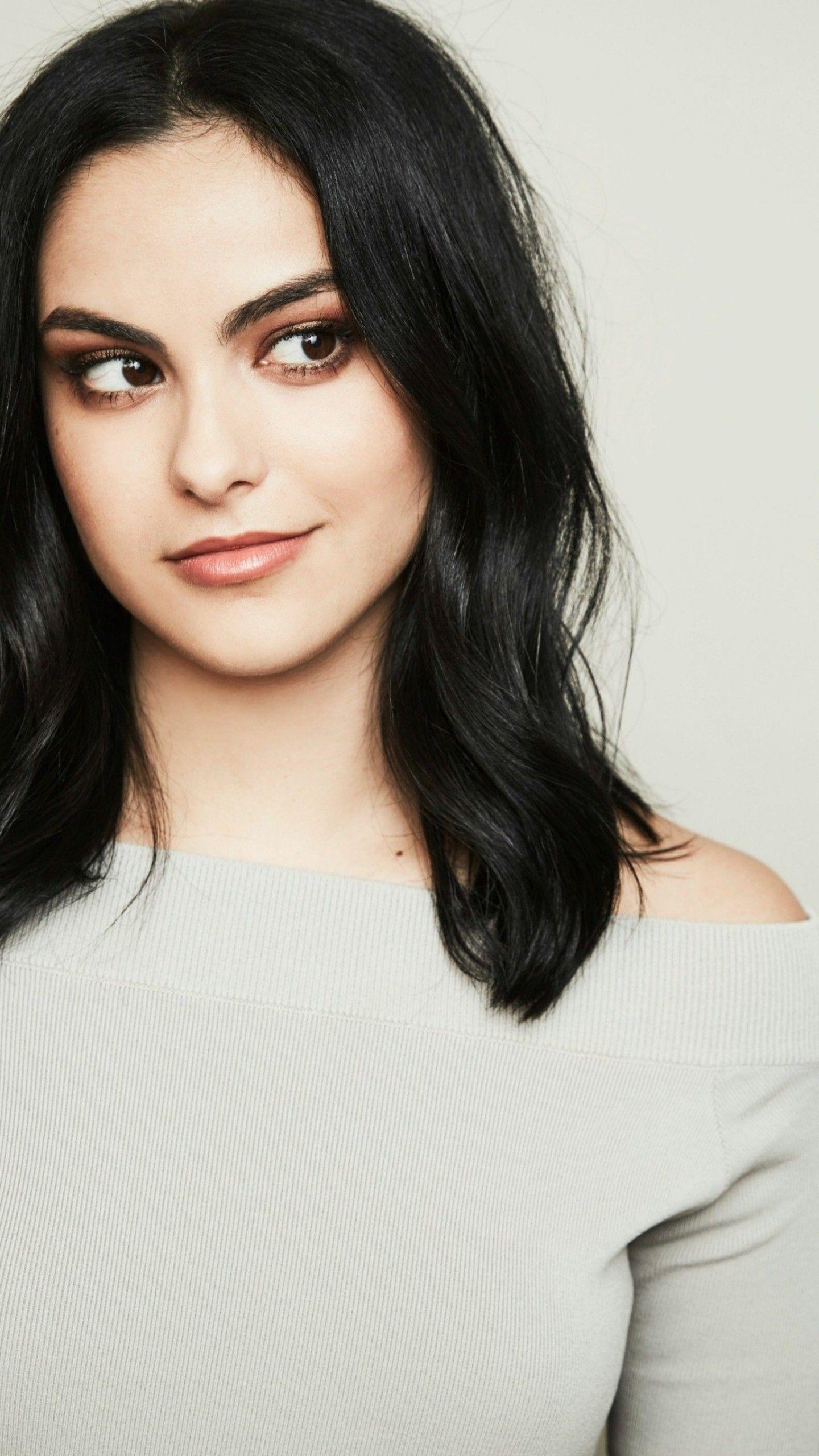 Camila Mendes Wallpapers Top Free Camila Mendes Backgrounds Wallpaperaccess