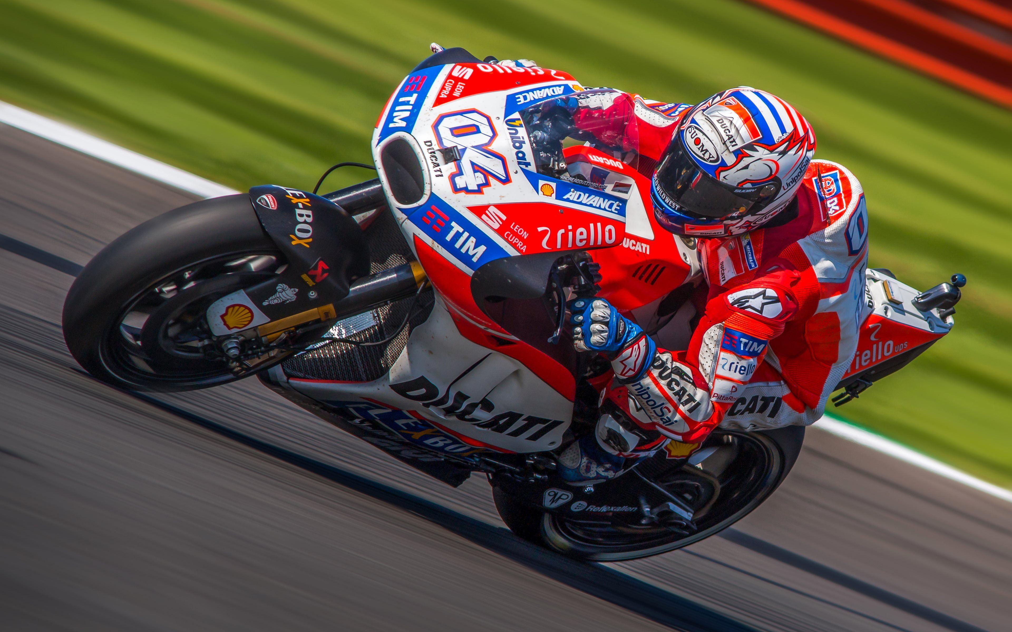 3840x2400 Download wallpaper Andrea Dovizioso, 4k, raceway, sportsbikes