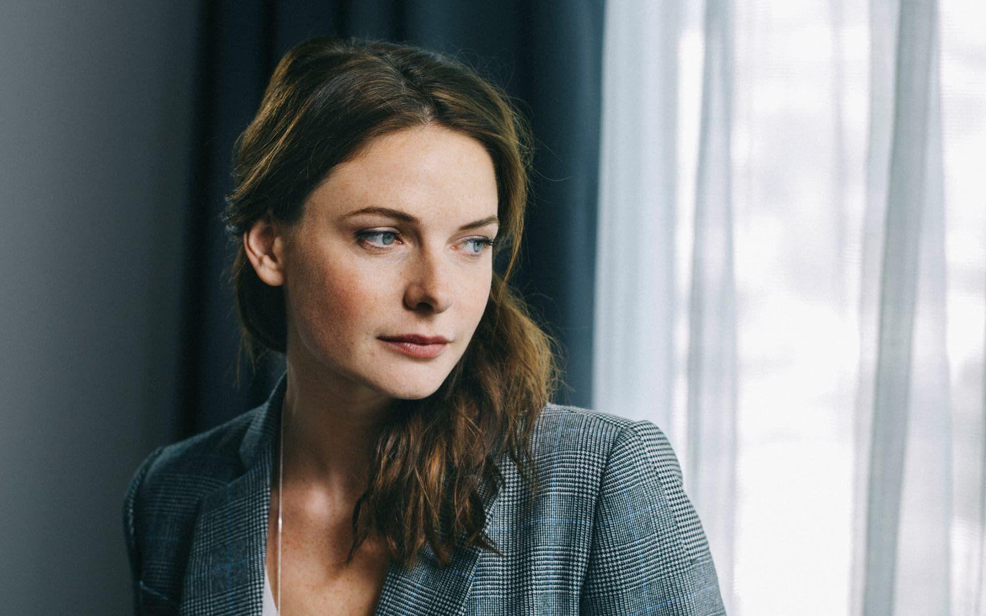 1920x1200 Rebecca Ferguson HD Wallpaper