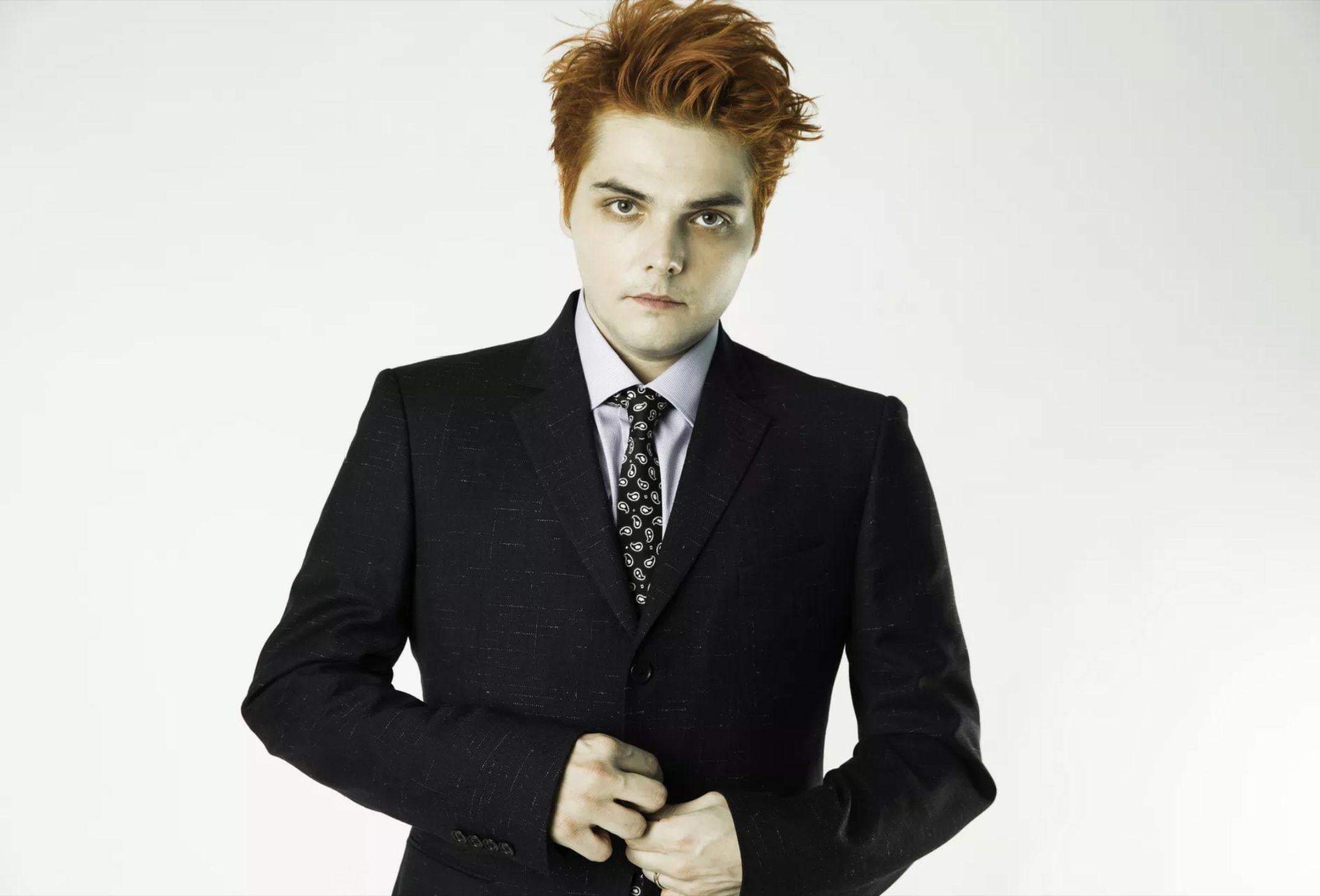 Gerard Way Wallpapers - Top Free Gerard Way Backgrounds - WallpaperAccess