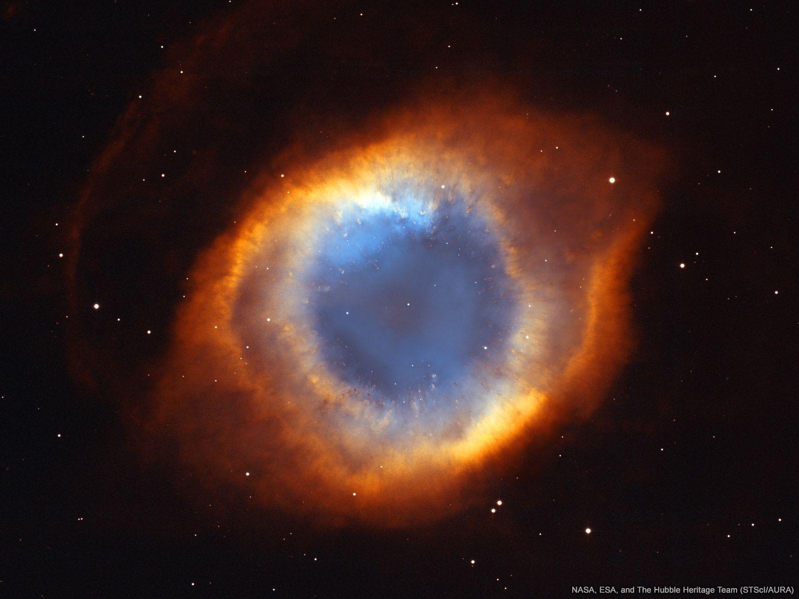1600x1200 Helix Nebula Space Wallpaper