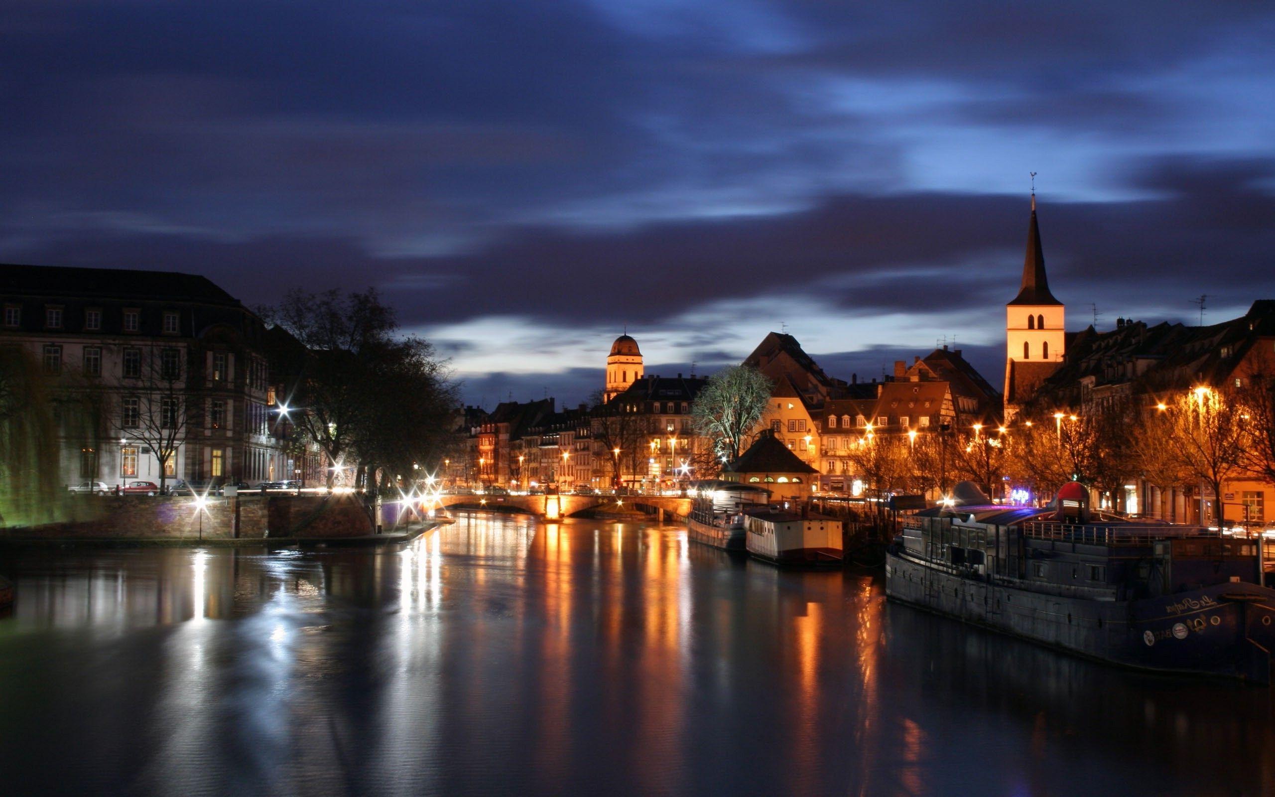 2560x1600 Strasbourg Wallpaper