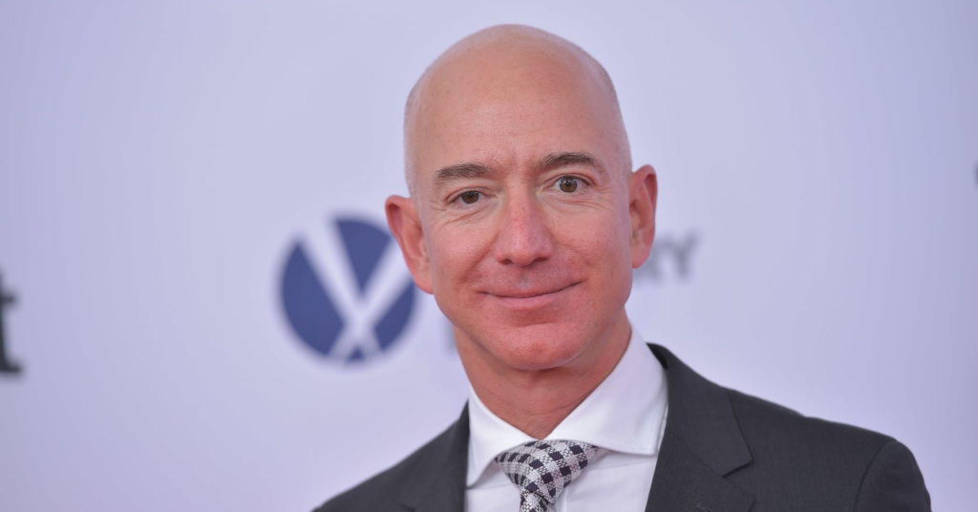 Jeff Bezos Wallpapers Top Free Jeff Bezos Backgrounds WallpaperAccess