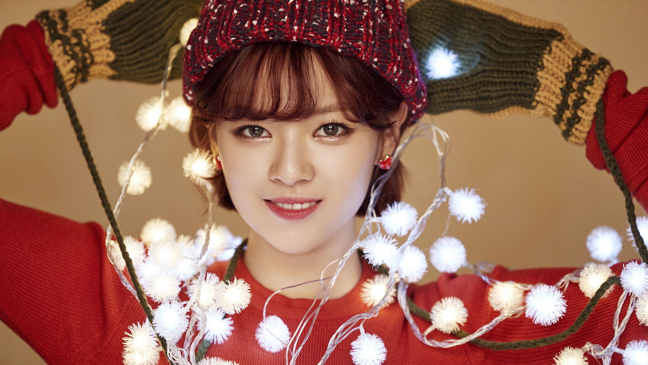 2560x1440 Merry & Happy Individual 1440p / Group 4k