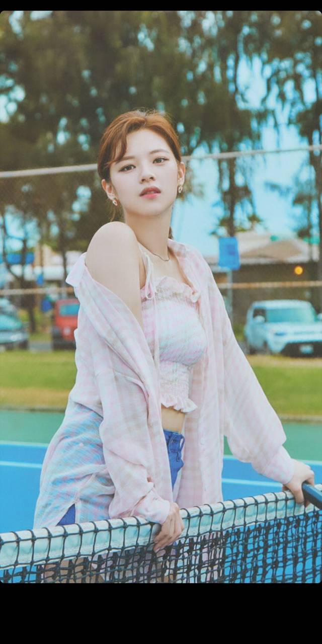 640x1280 Jeongyeon wallpaper