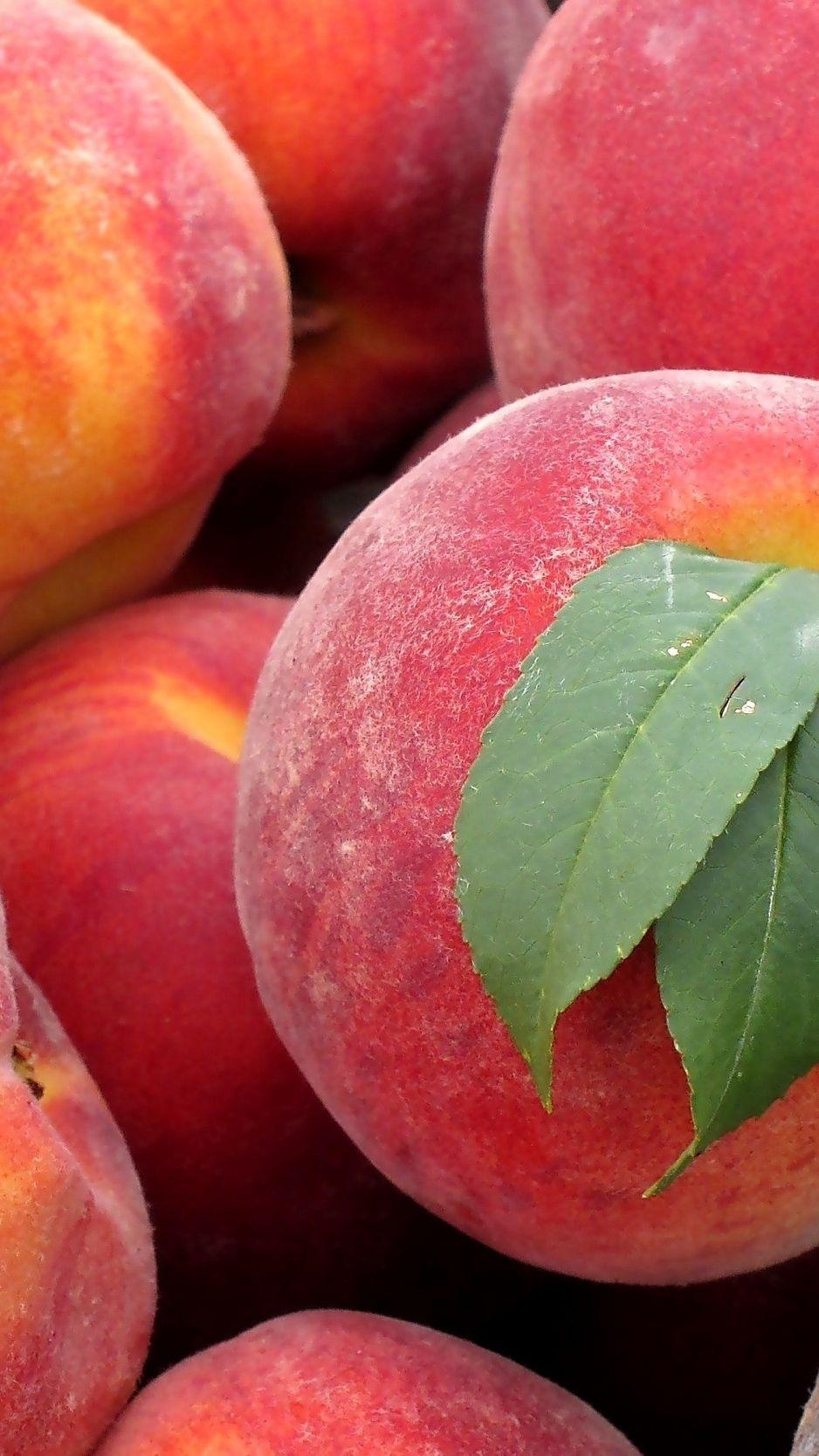 938x1668 Download wallpaper 938x1668 peaches, fruit, box, leaves, fresh