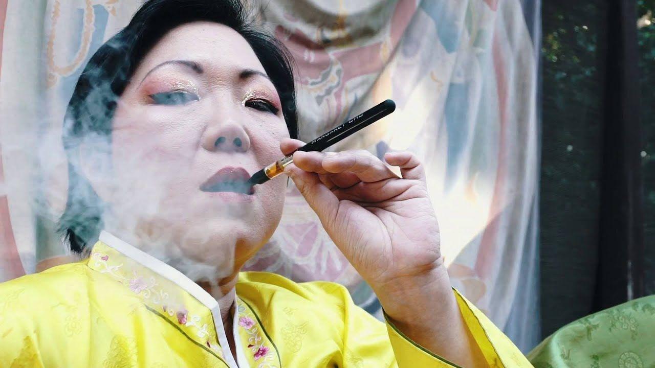 1280x720 Awkwafina: 'I was just rapping about my genitalia