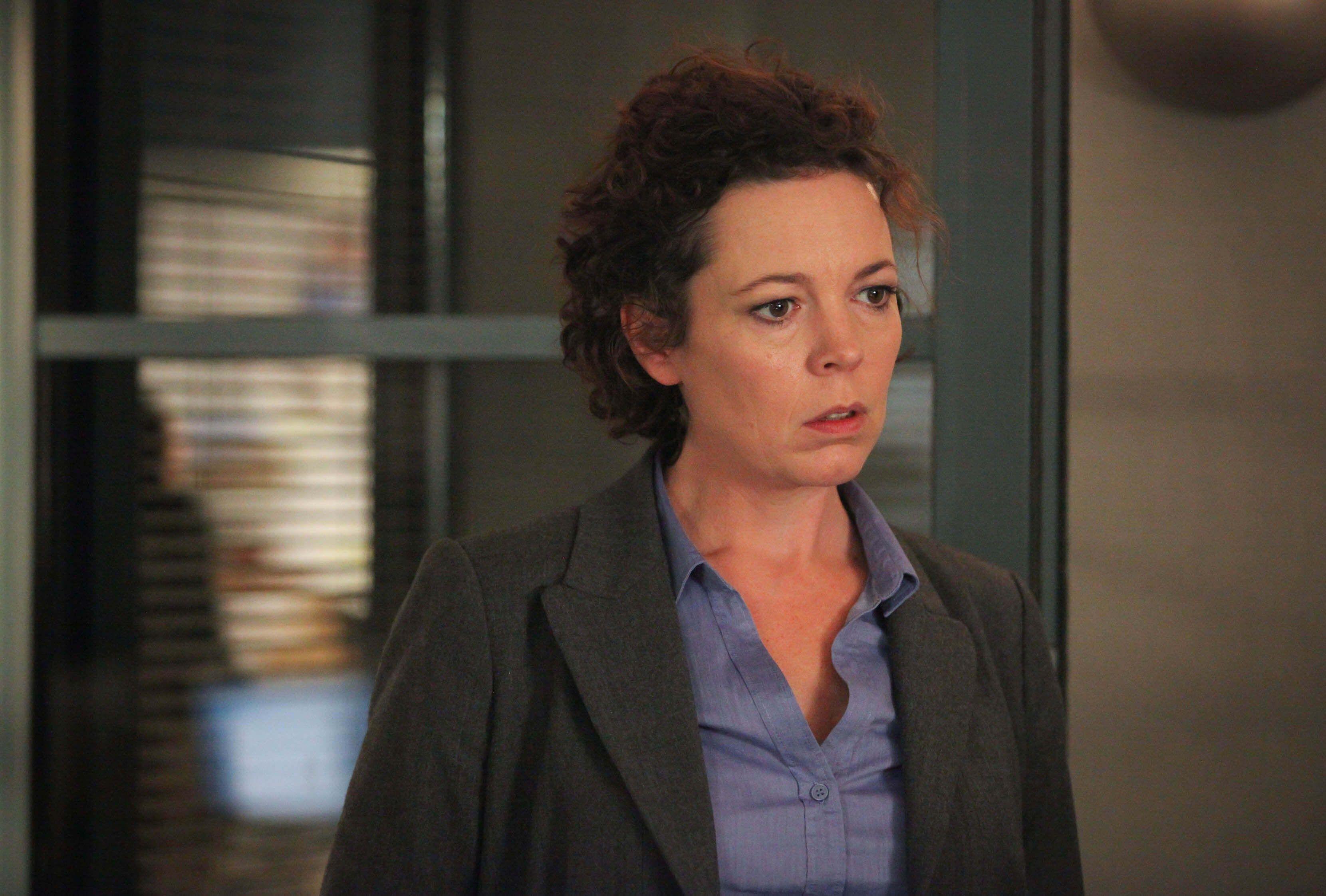 3320x2244 Olivia Colman Actress Wallpaper 56826 3320x2244px