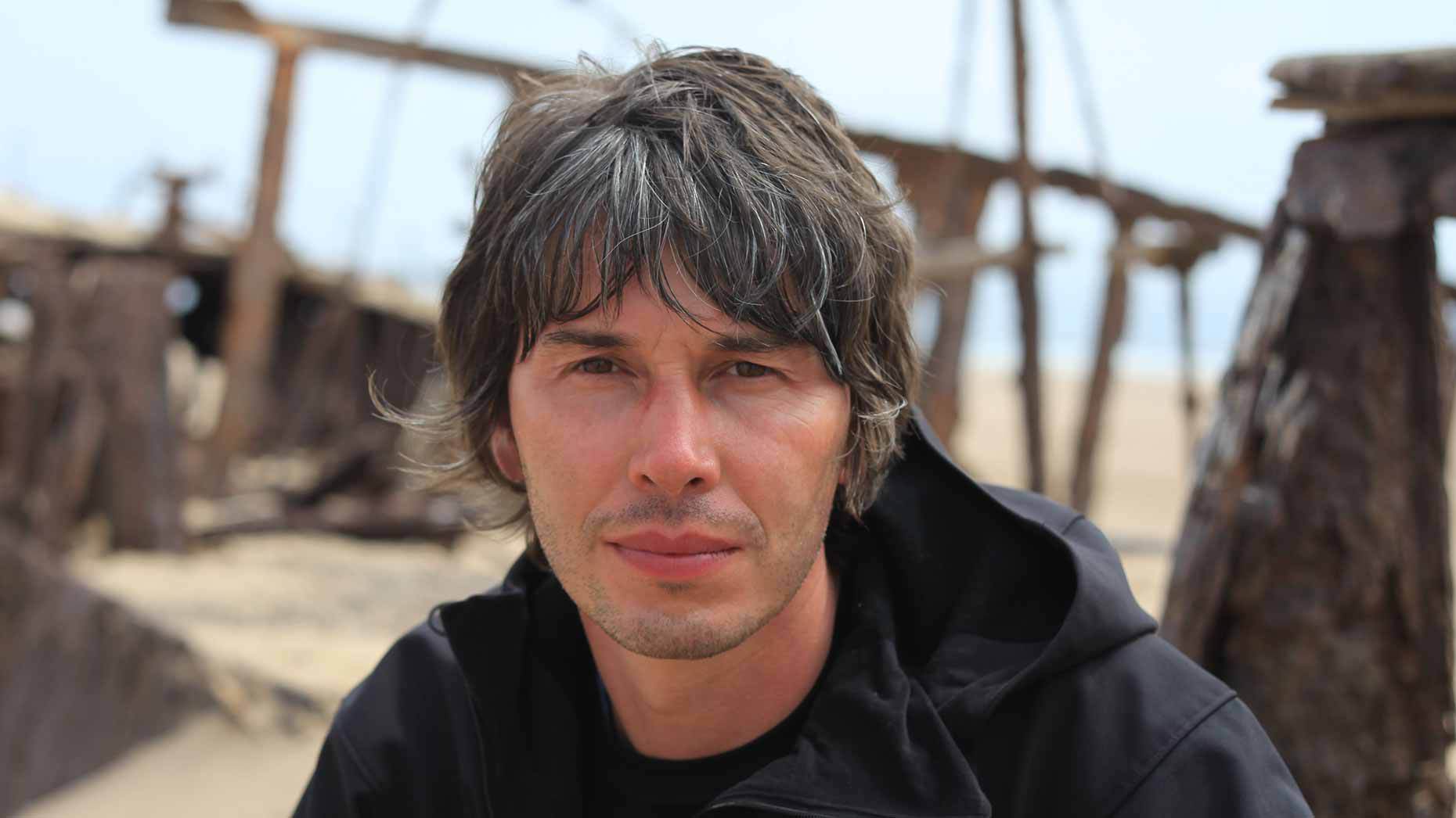1860x1046 Brian Cox Image